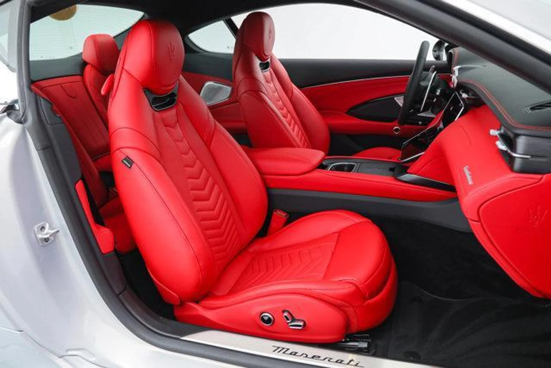 mph012_2199880036_Cw_C4gry_Ybz2_Kh5i_FQZ_rj1_Xg8o_I_6587de4218