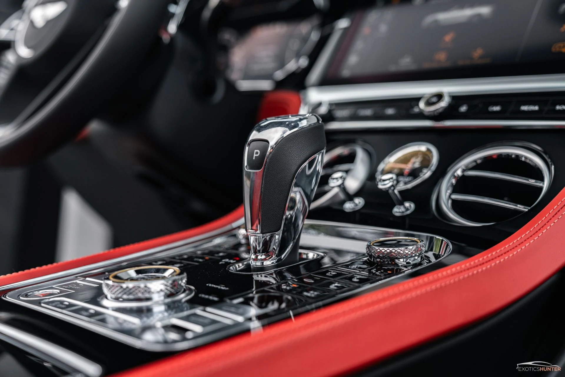 mph012_2201193688_Used_2020_Bentley_Continental_GTC_280_K_MSRP_Mulliner_Blackline_Rotating_Display_1766938877_dcda316d35