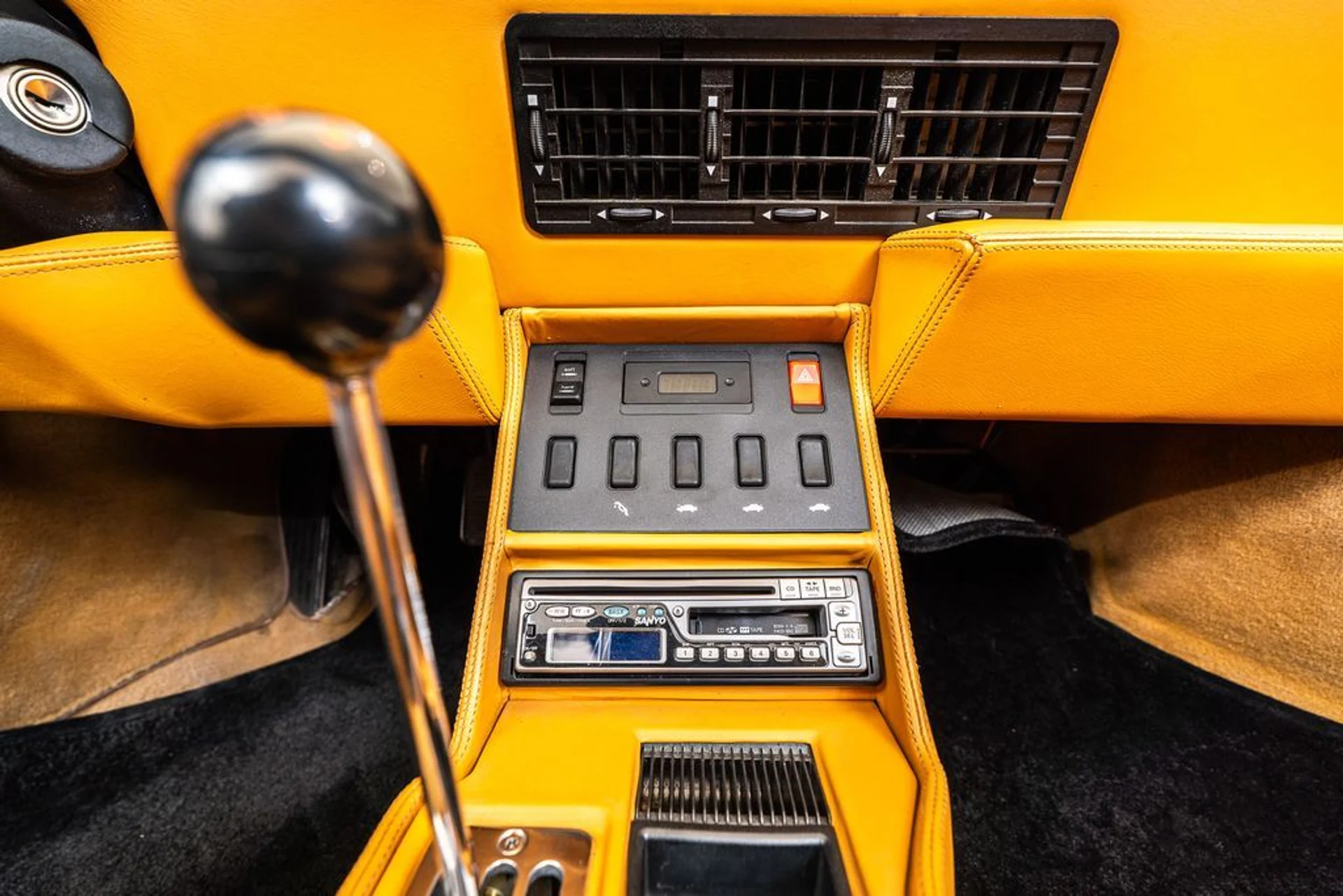 mph012_2203483392_e6f4783a_1c70_4d0f_92b6_506c62aa4bc5_b83a323523