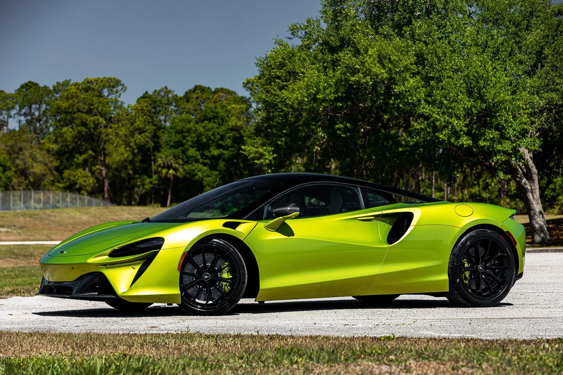 mph012_2203907597_287_p13_l_b93d67ff7f