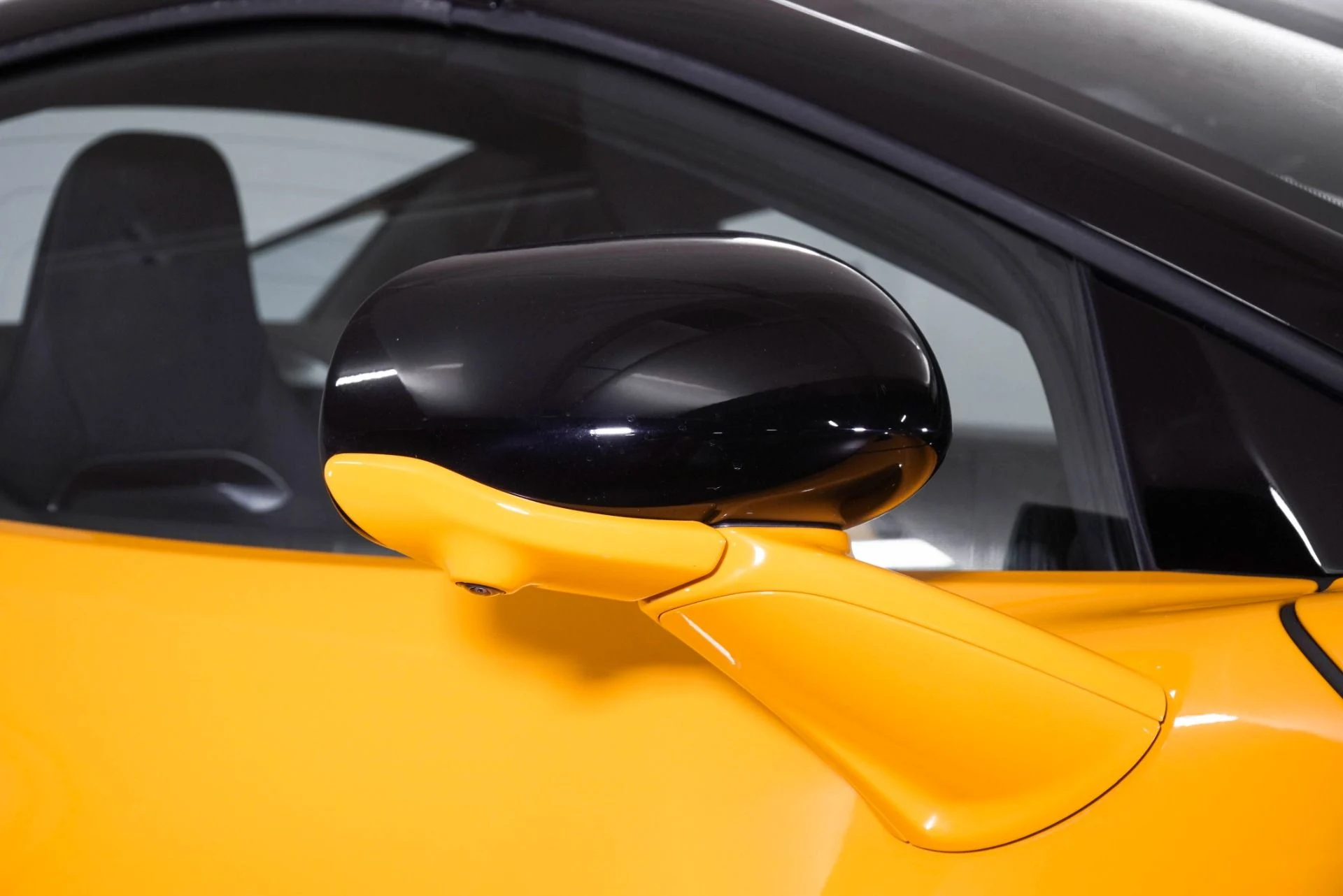 mph012_2204577285_New_2026_Mc_Laren_Artura_Spider_1783063264_f31baf4d80