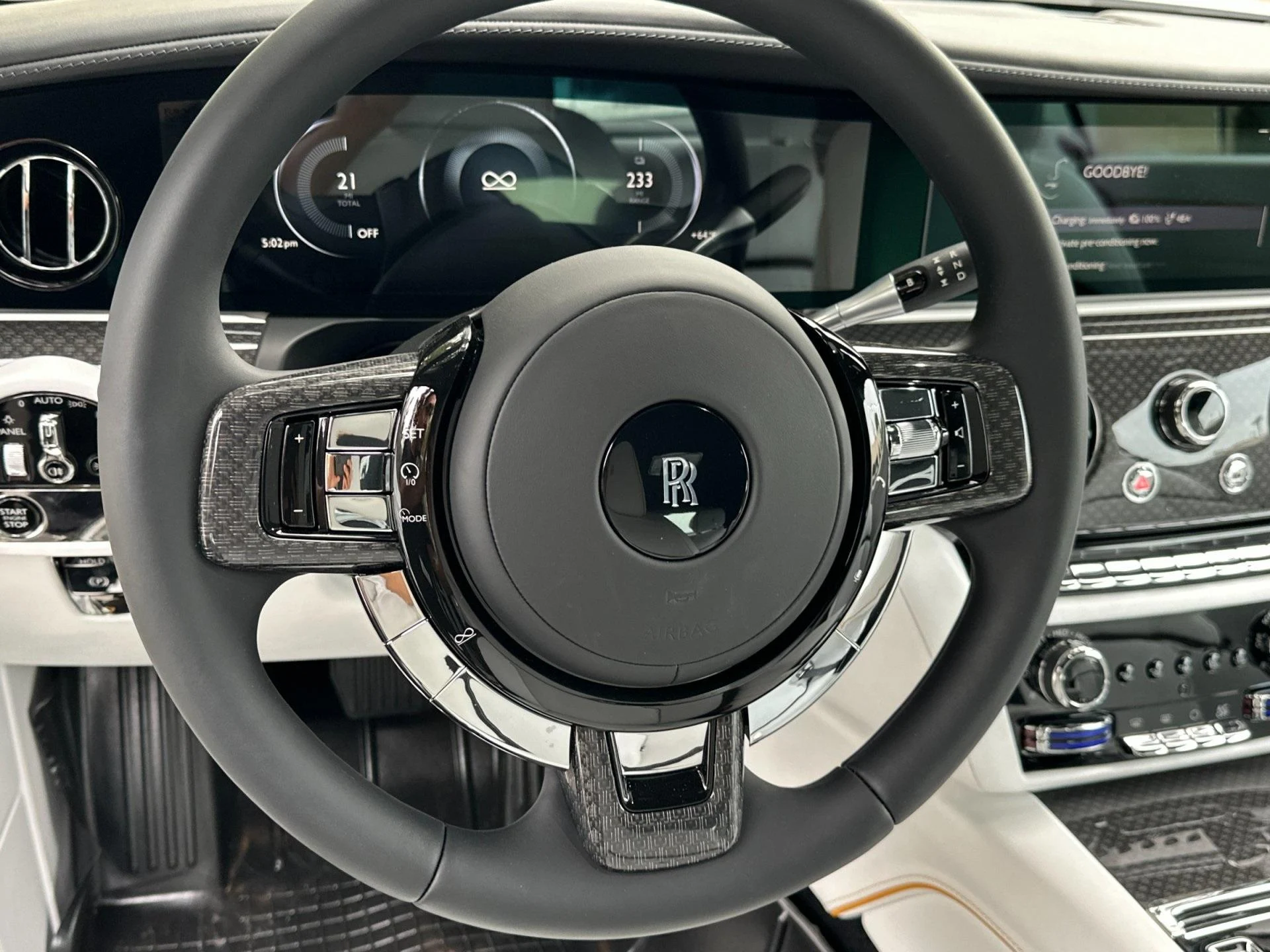 mph012_2208775238_New_2025_Rolls_Royce_Black_Badge_Spectre_Black_Badge_1747423255_98f37bbf86
