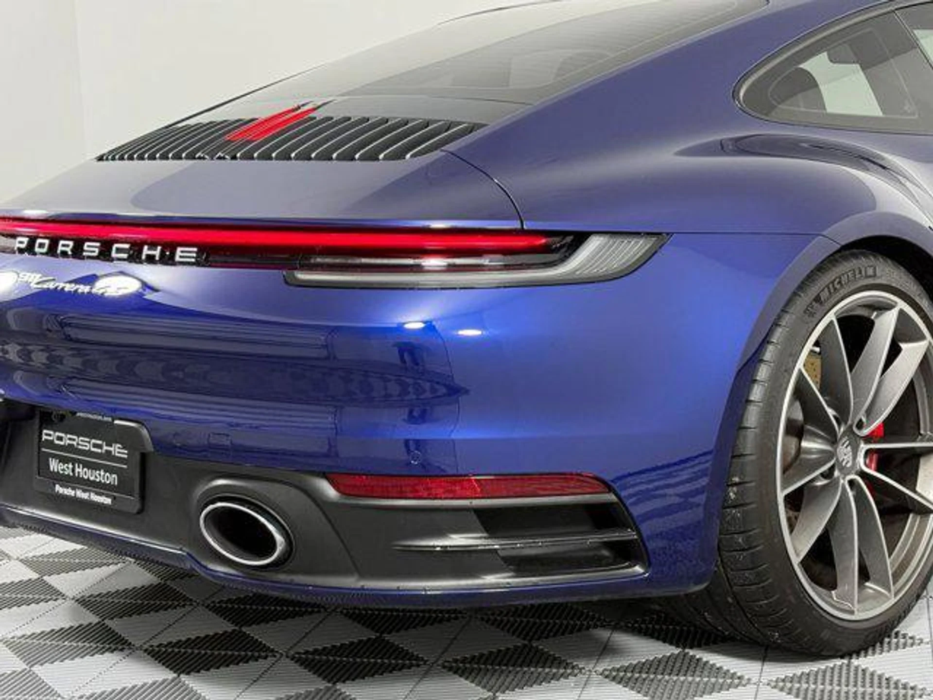 mph012_2215907732_9_Rzm_Zi6_C1r_Q8h_C9y_Ol_NH_Ey_O_Pn7o_b10f9d5a90