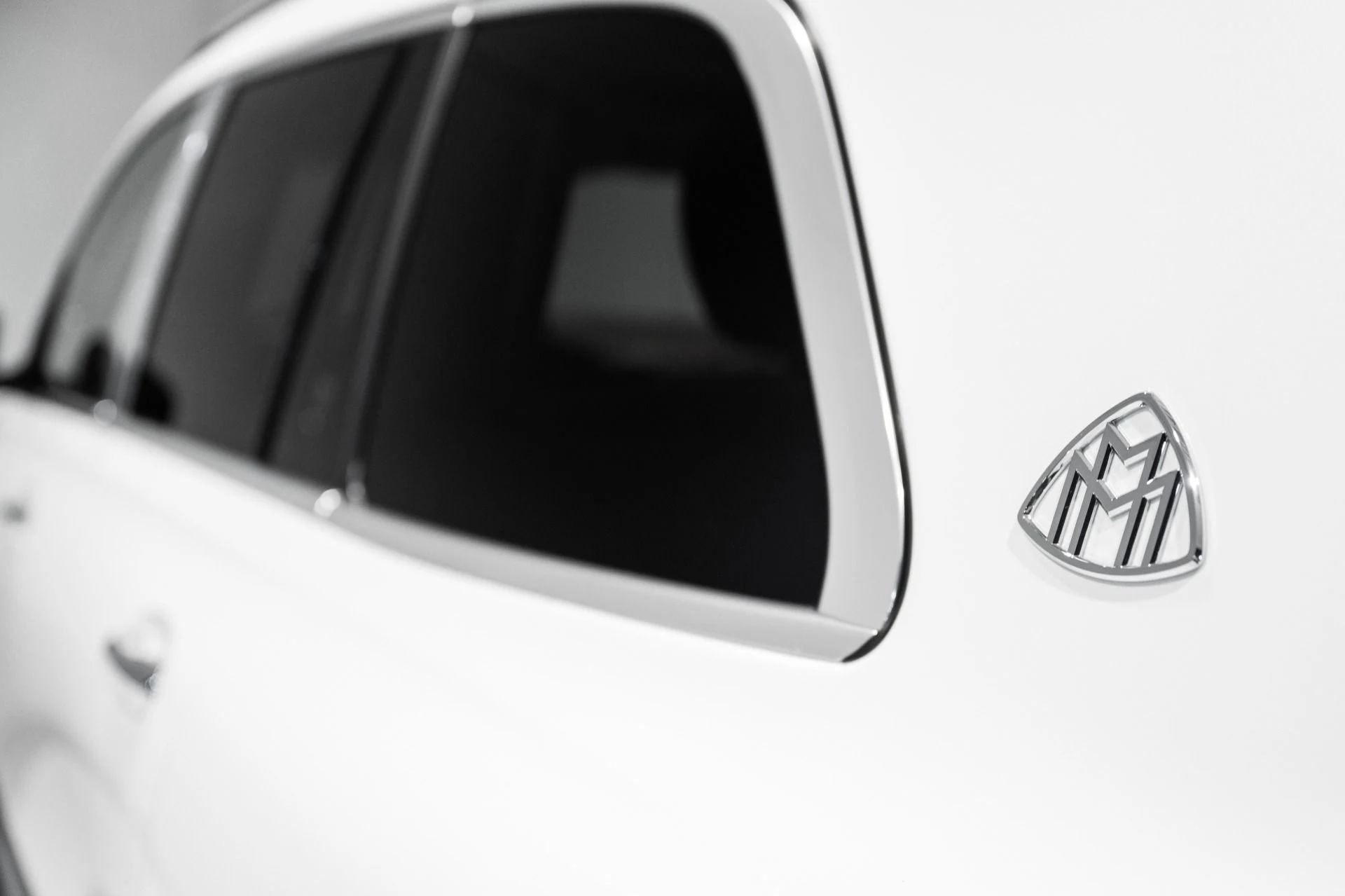 mph012_2216068345_Used_2023_Mercedes_Benz_GLS_Maybach_GLS_600_1762355740_04bd2d6728