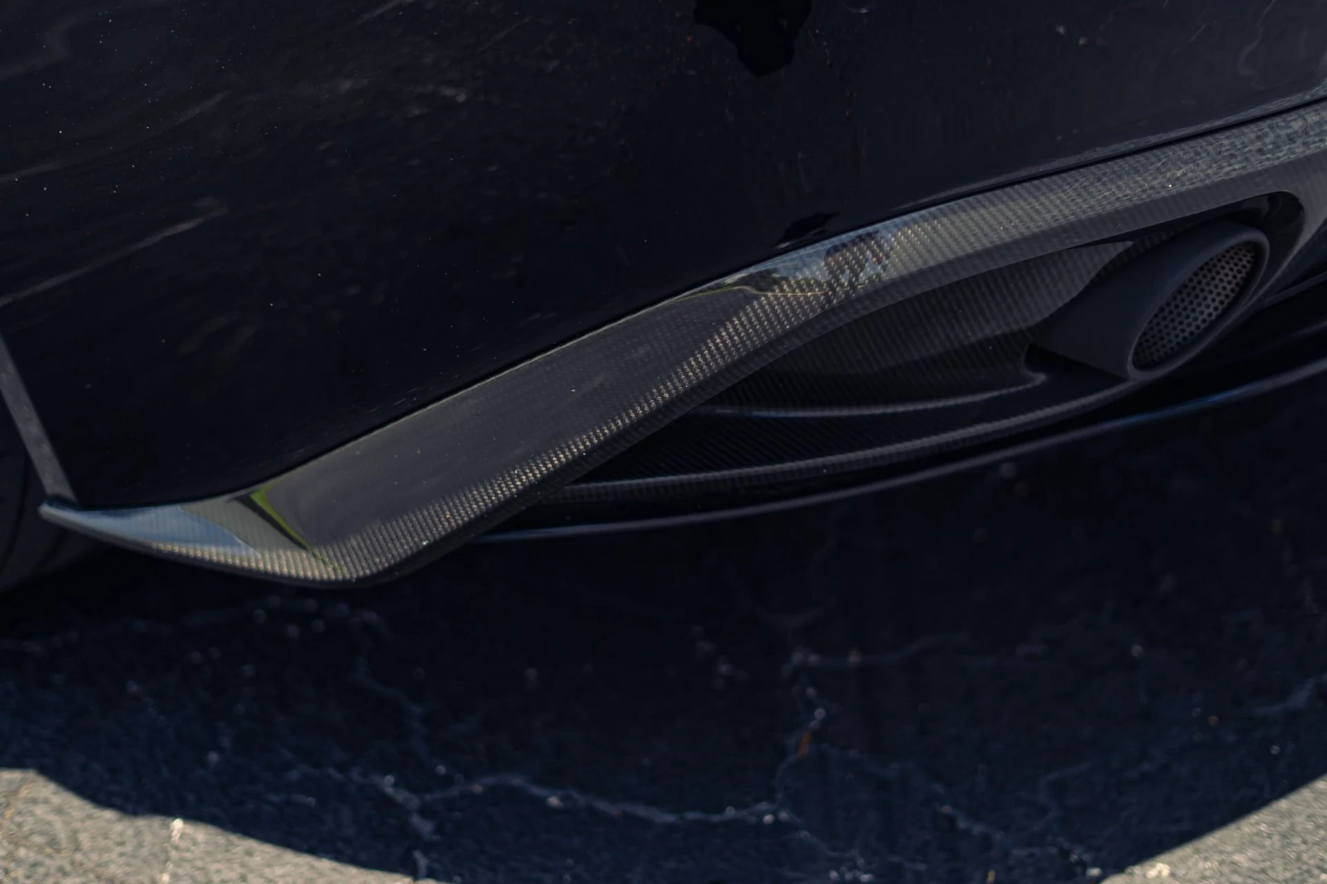 mph012_2217134442_Used_2014_Aston_Martin_Vanquish_Carbon_Exterior_Package_1783458978_3241a0e19f