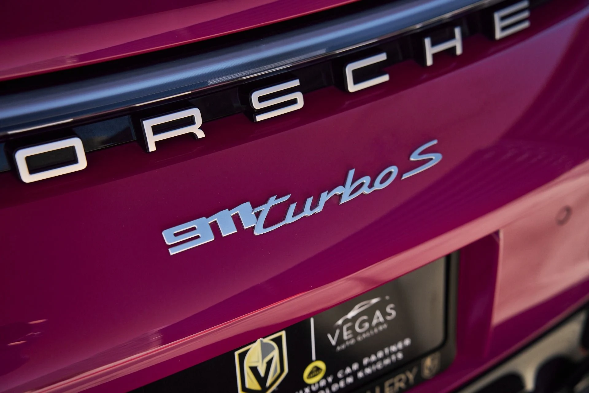 mph012_2218959922_Used_2023_Porsche_911_Turbo_1762568115_13cf15d8c5