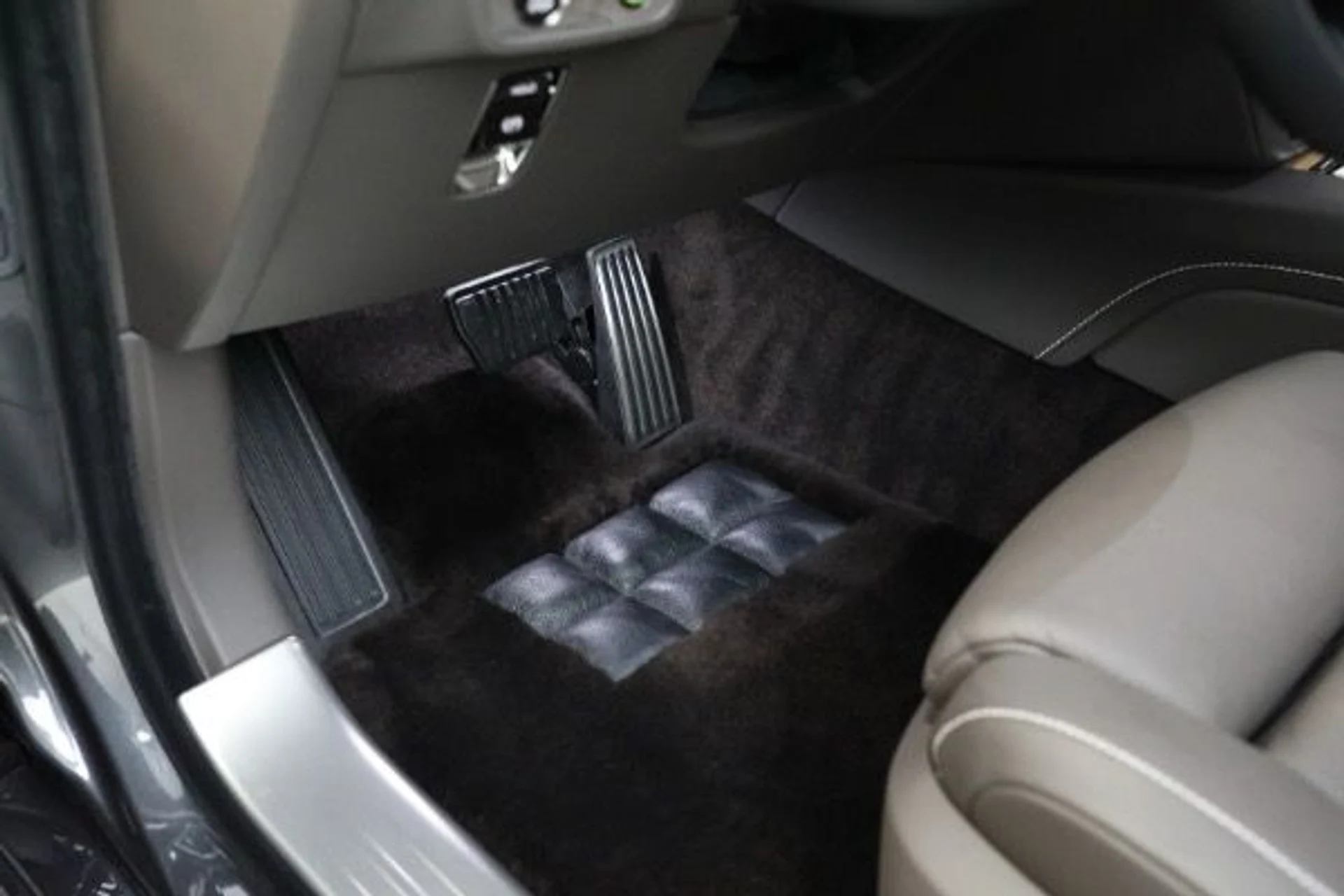 mph012_2228882626_Used_2024_Rolls_Royce_Ghost_1fc2b89cbb