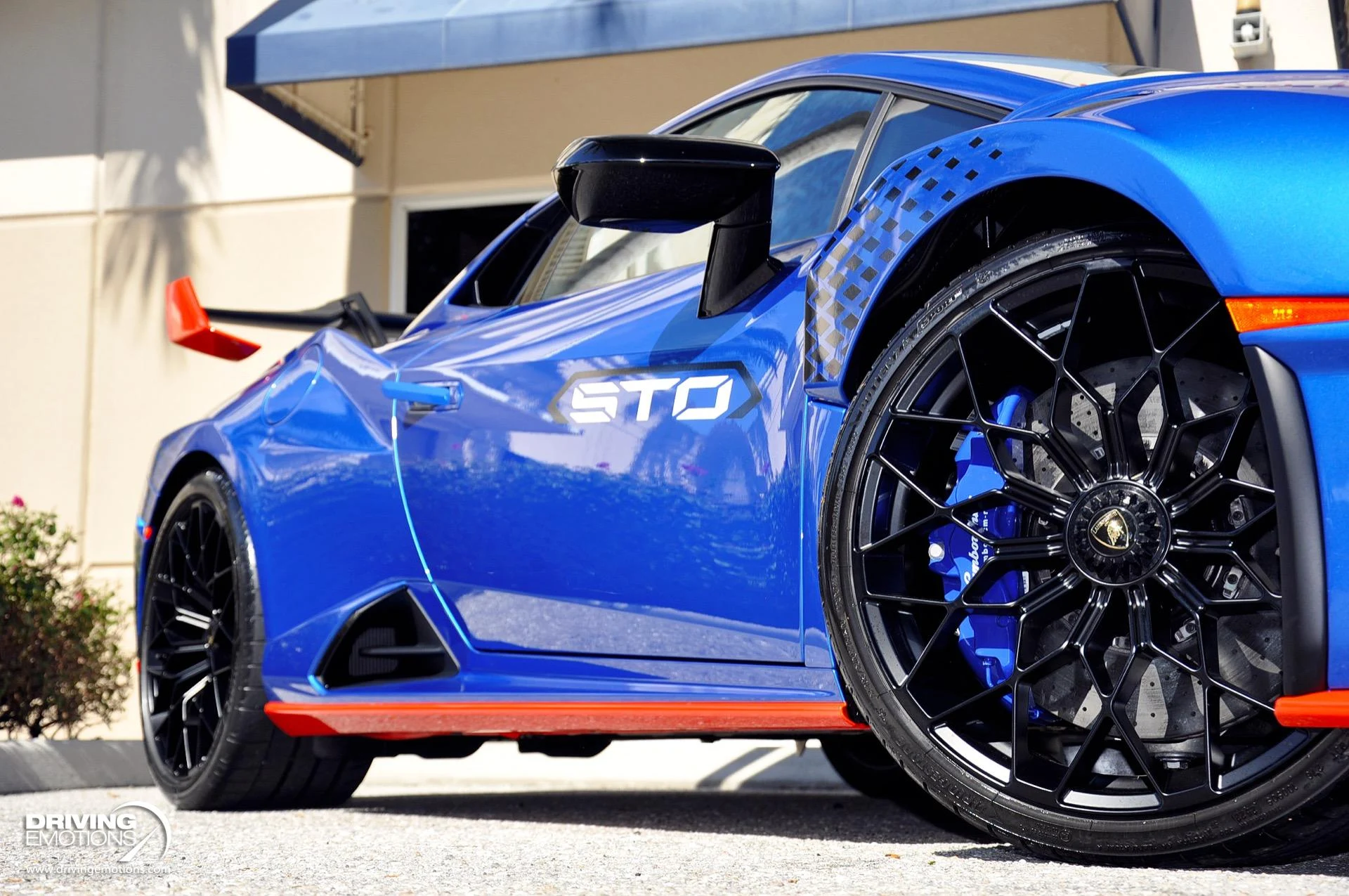 mph012_2234586887_743_p13_l_506071d88f