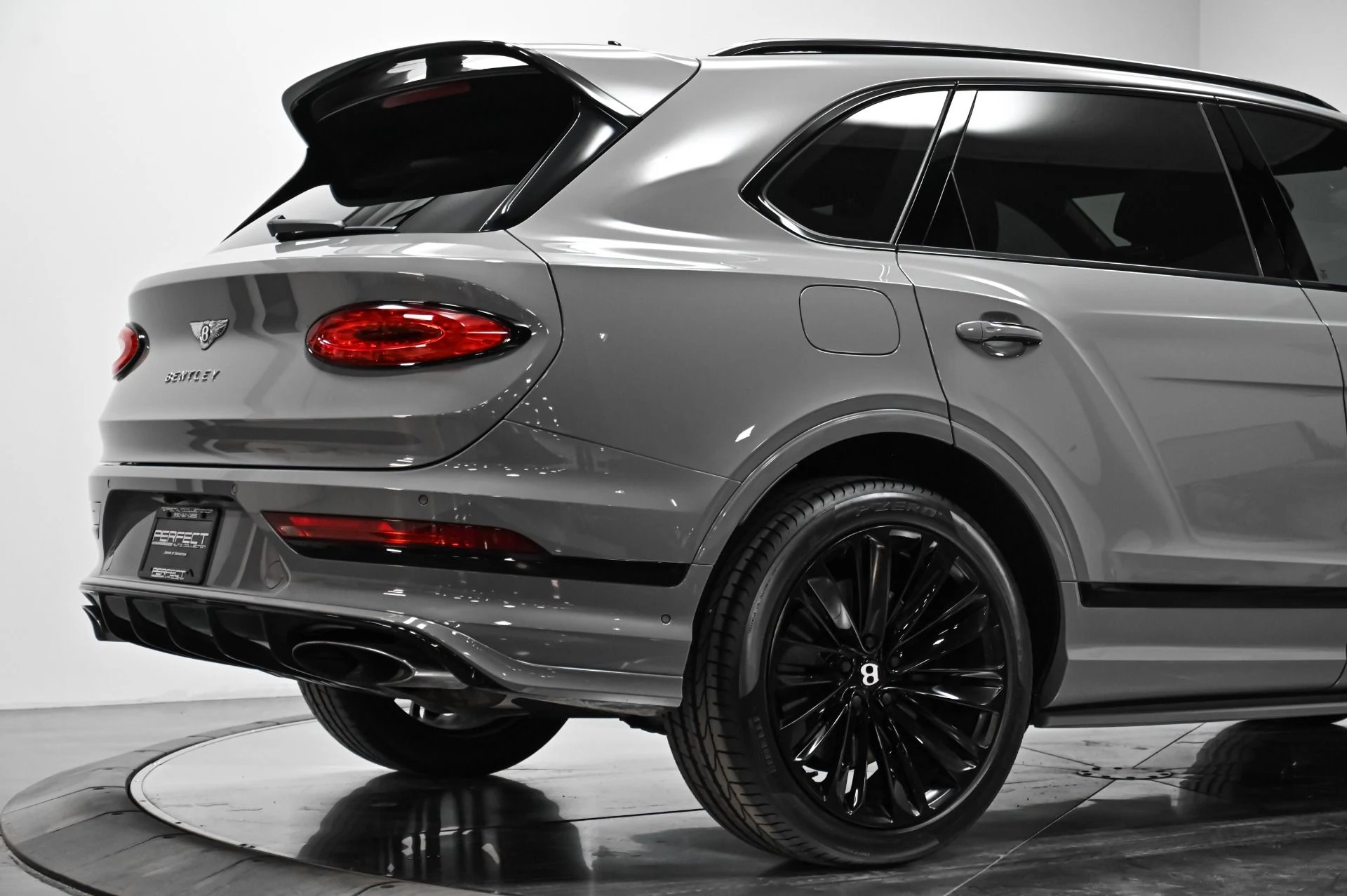 mph012_2236723893_Used_2022_Bentley_Bentayga_Speed_1758039444_a3bfed2a4b