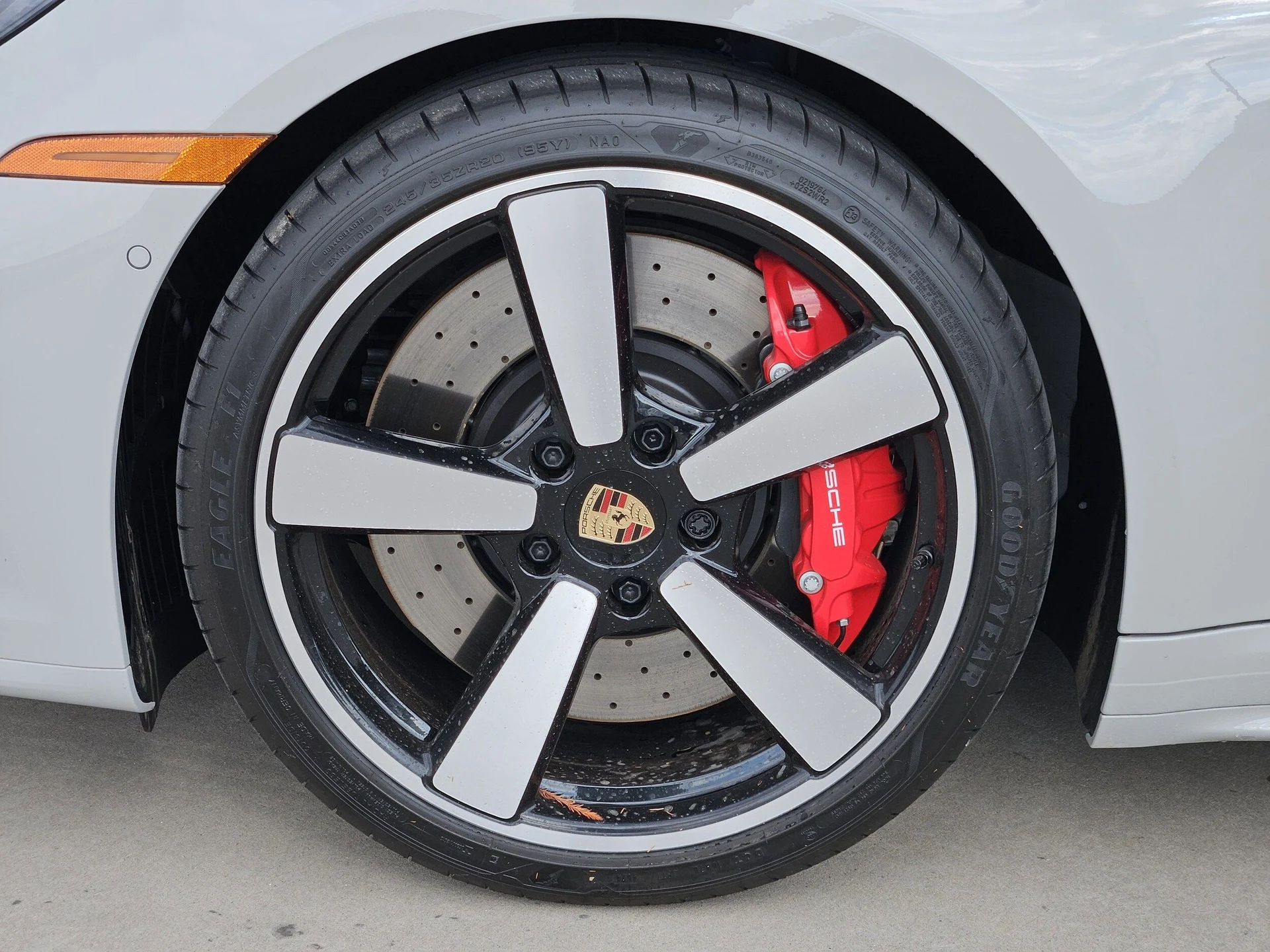 mph012_2244454631_a2a71f67b4346d000c107de76e9097abx_f523ab9ed1