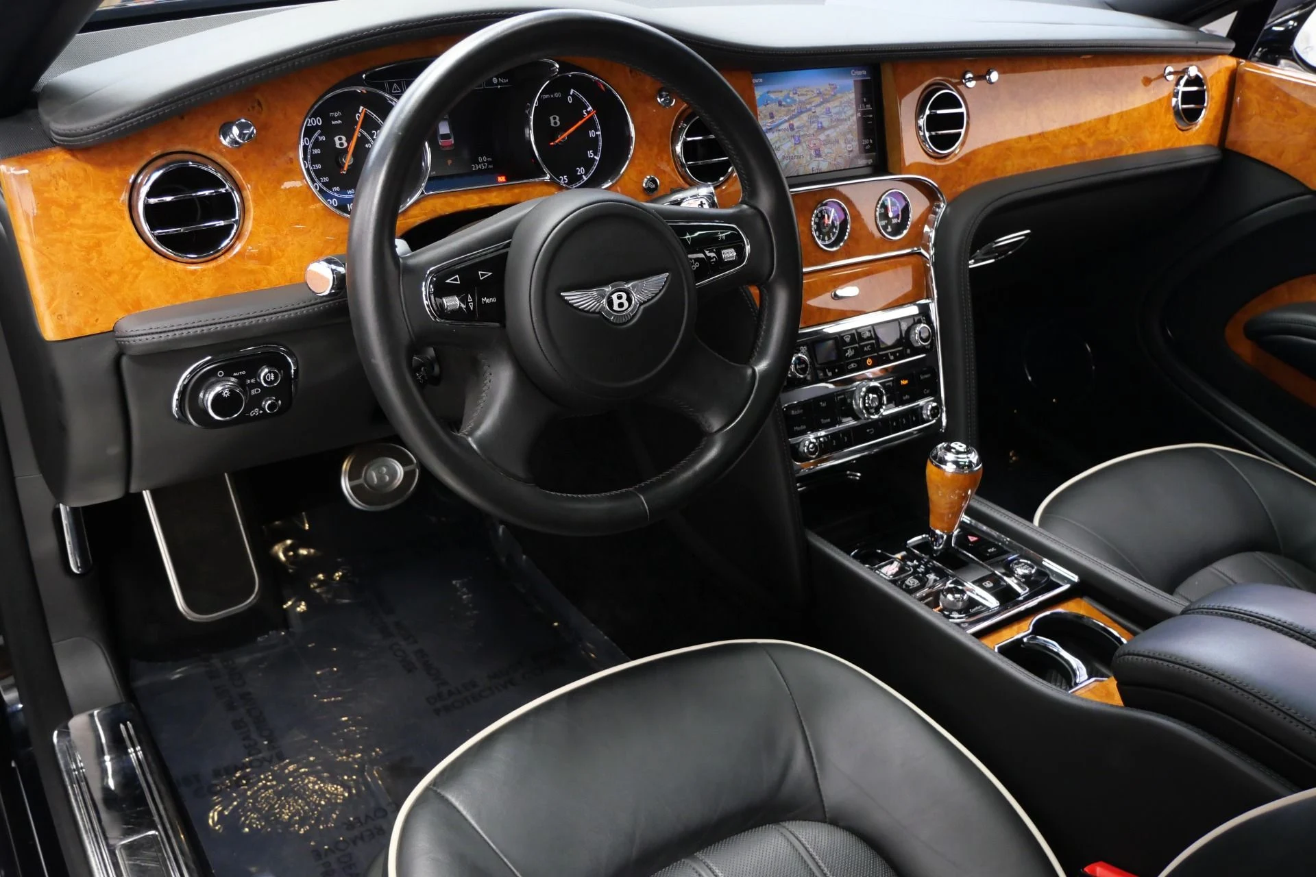 mph012_2246293275_Used_2013_Bentley_Mulsanne_Premier_Specification_Heated_and_Ventilated_Seats_1783449145_73e7853361