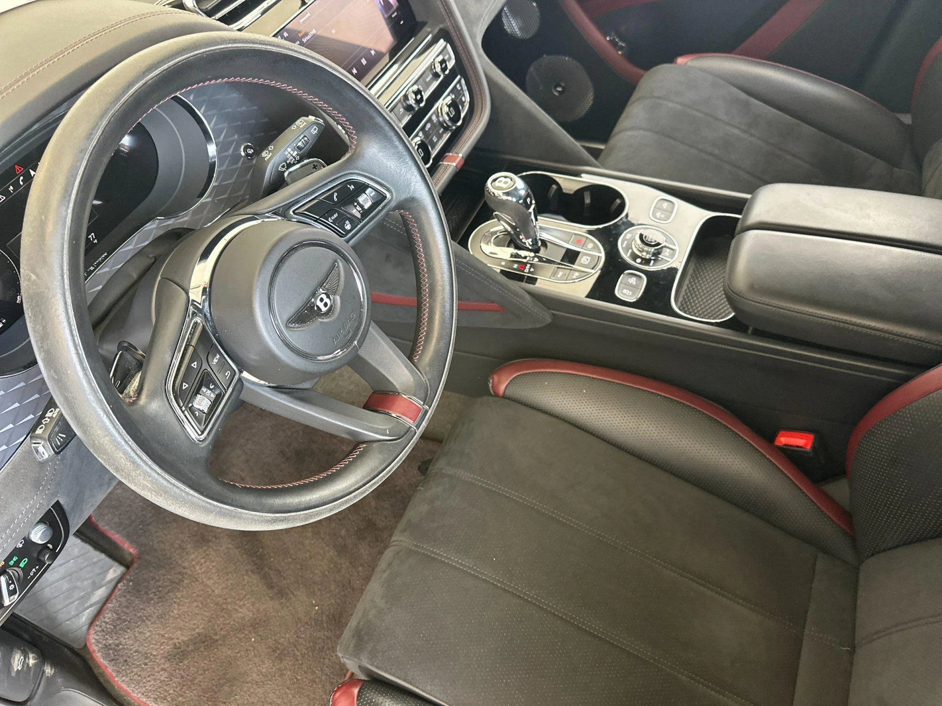 mph012_2247876193_Used_2022_Bentley_Bentayga_Speed_1778660506_bb0ac40a55