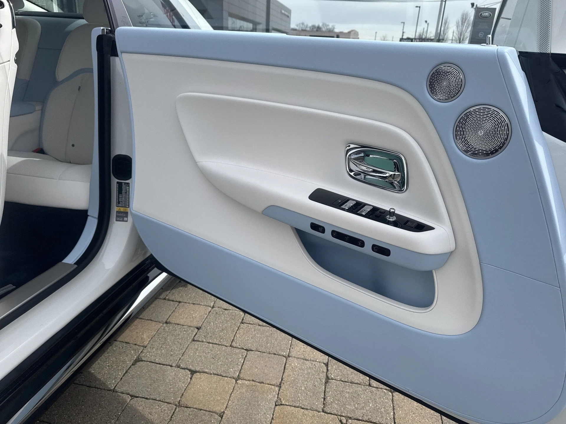 mph012_2248922215_a37f0935e0ed7b71b64ffc8d04229350x_5d9b851ef6