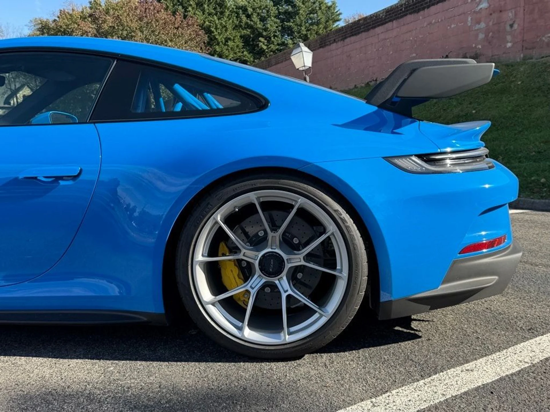 mph012_2251703382_dbac63dd179b6d5bf9ea5e3d4cec2ce0x_aca4904d18