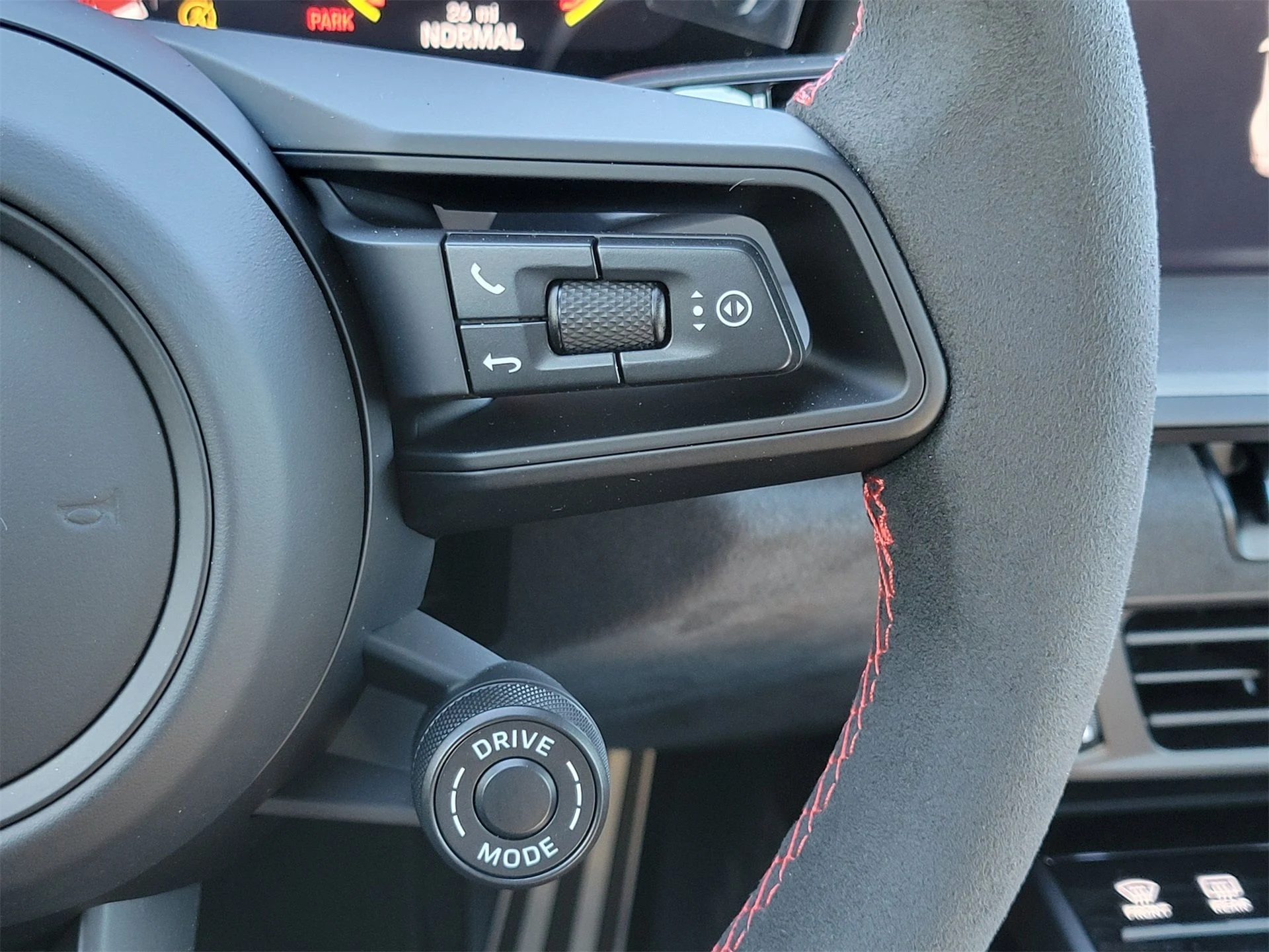 mph012_225229281_200764539949d6a3dfadc1cb9bd482f0_3a74f4fa62