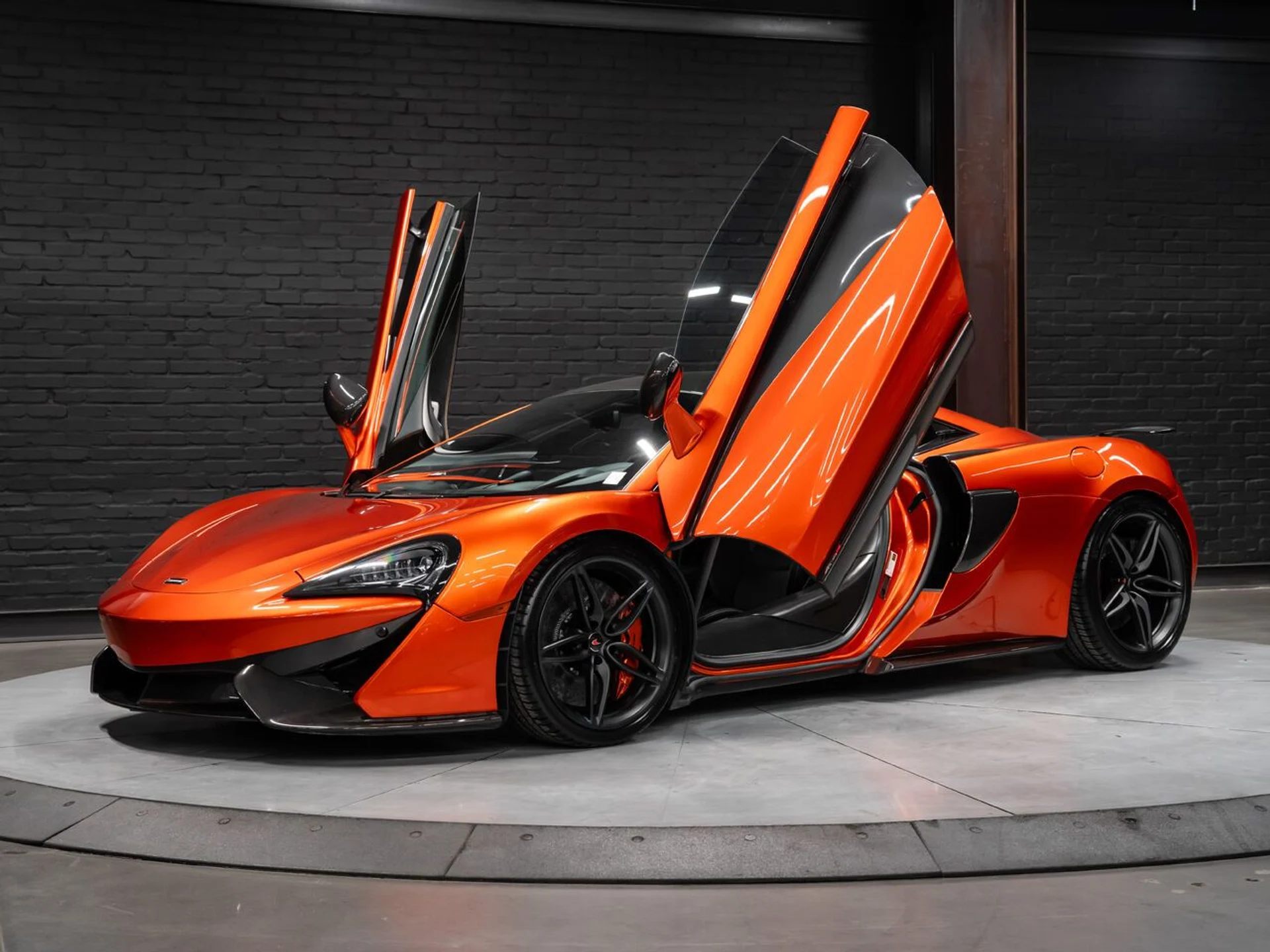 mph012_2256831850_mclaren_570s_2017_43fefcae1d