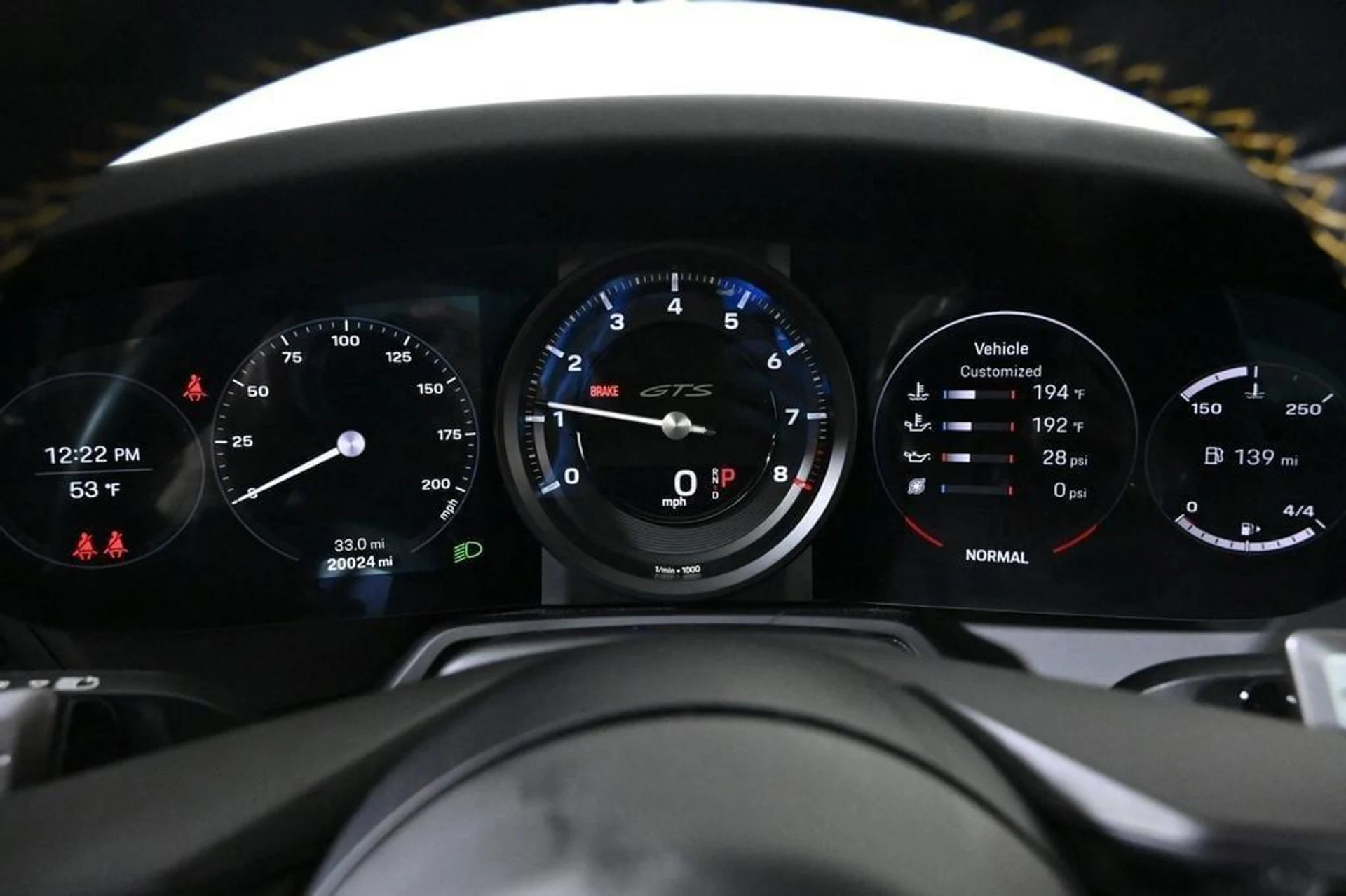 mph012_226852543_a2a1c62d4a864af383588f687b52f1c2_d8ee6b1514