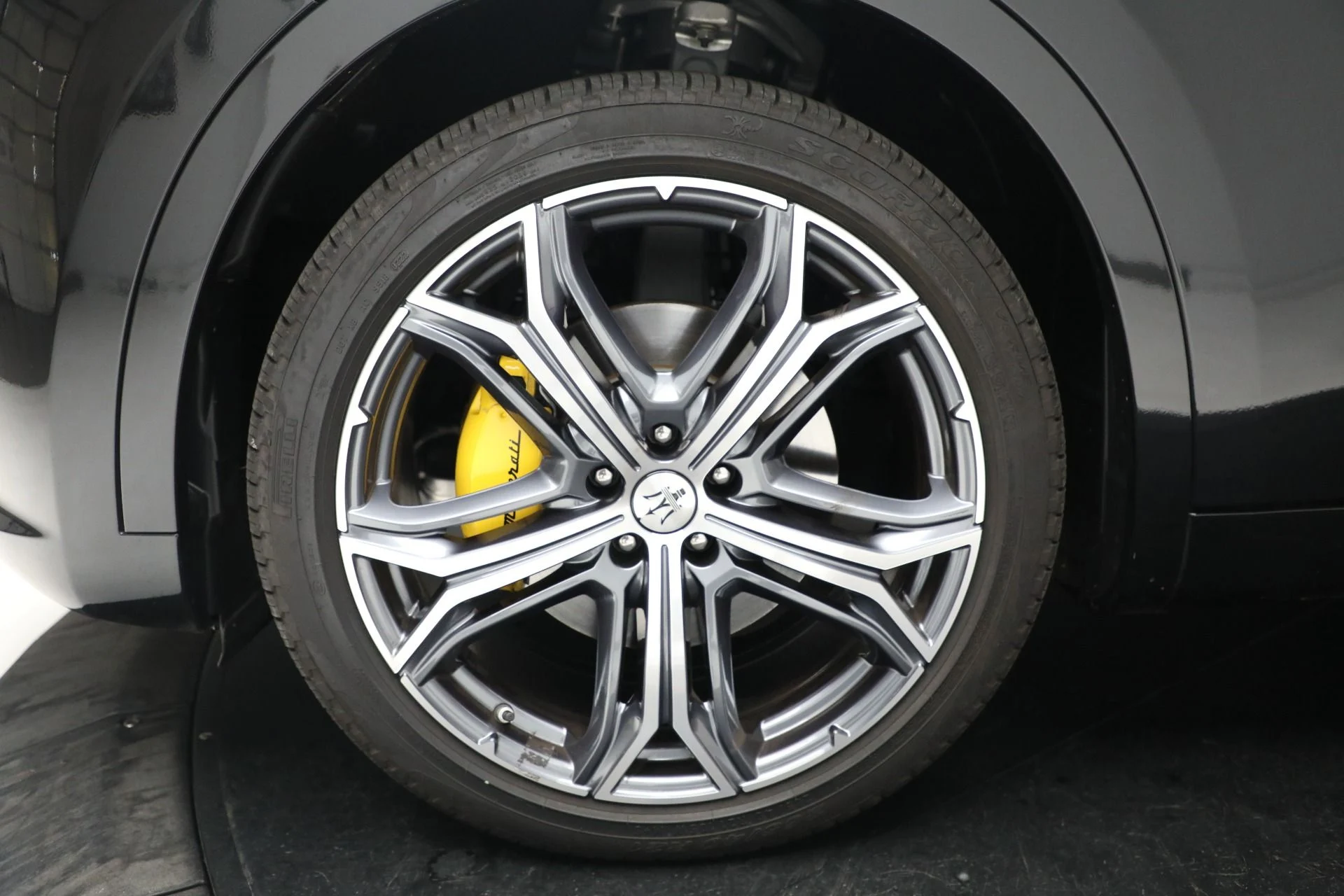 mph012_226937027_Used_2022_Maserati_Levante_GT_1667856559_b66f9118fb