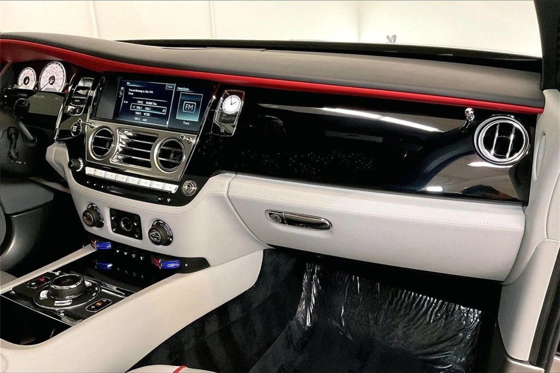 mph012_2275115526_16ad0fa0ce847f7855db74ad451b4218x_e5775125f8