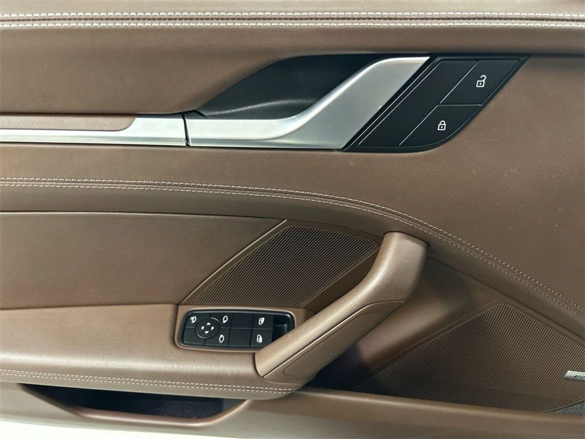 mph012_2277509123_be62706a8998e556f42efa72af6ddc78x_2a14e7f2cd