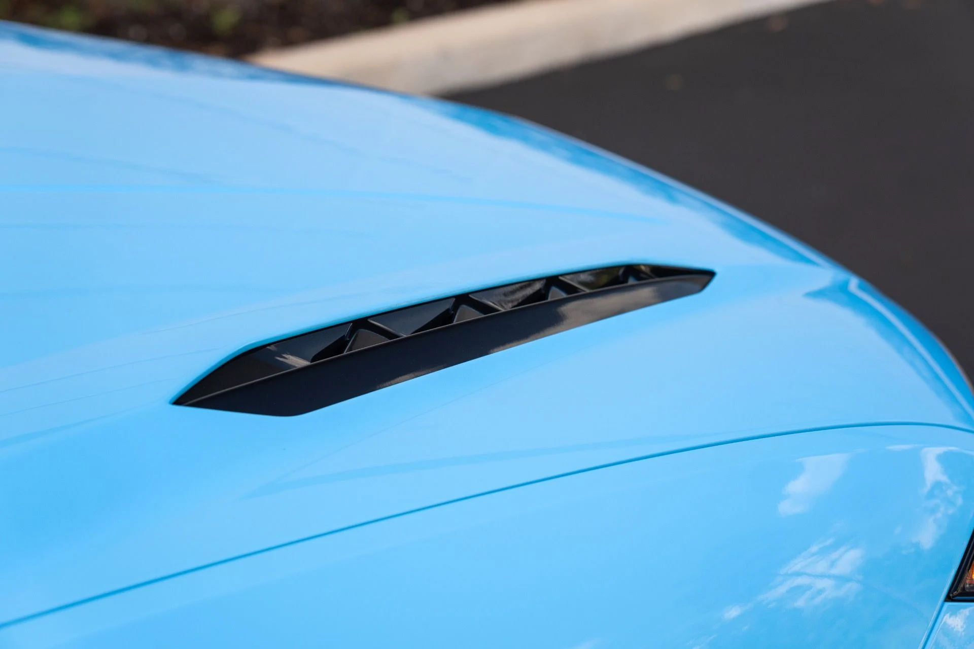 mph012_2281255964_Used_2024_Lamborghini_Urus_S_1773951175_ebb256e6b6