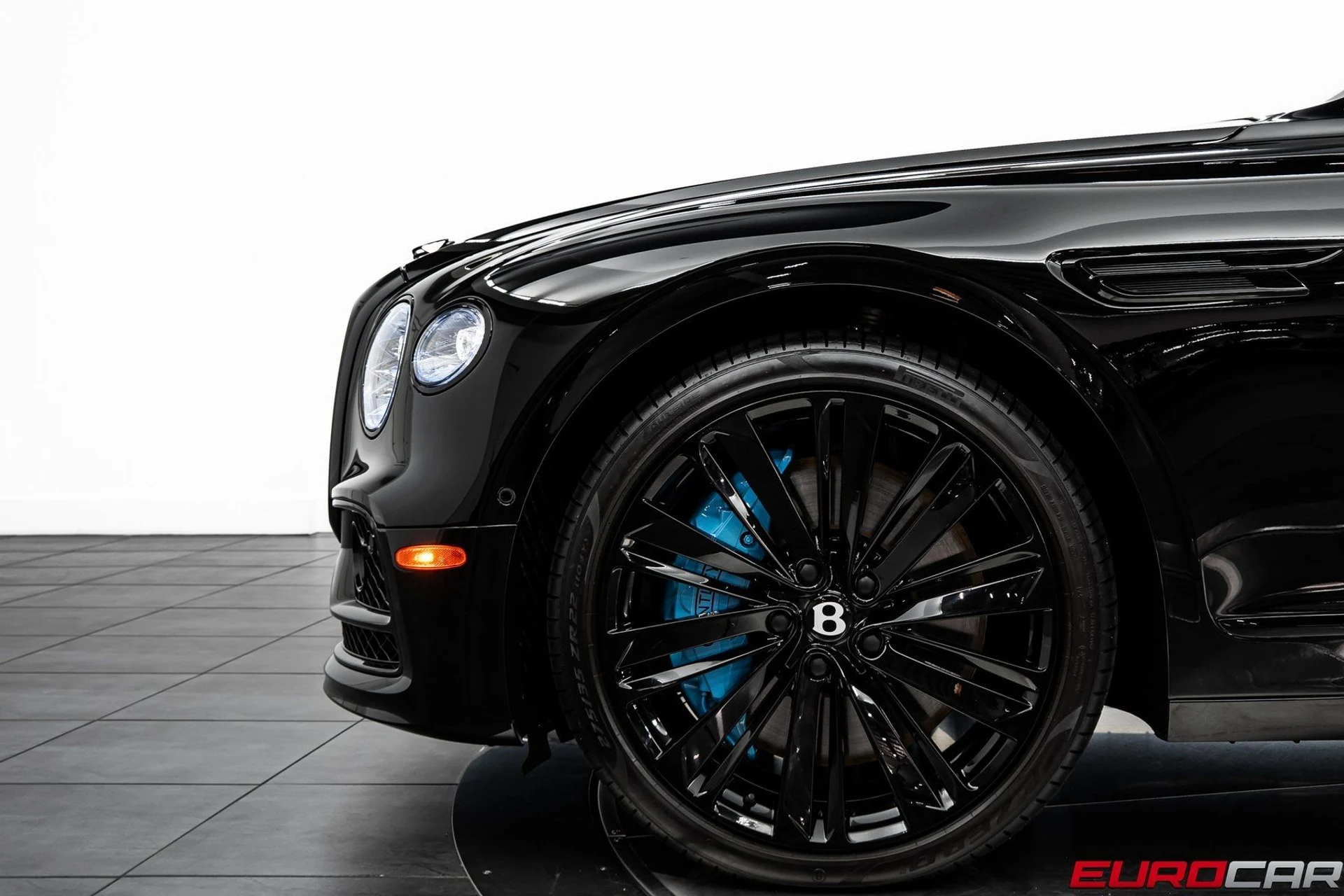 mph012_2285834916_image_13_b256a04017