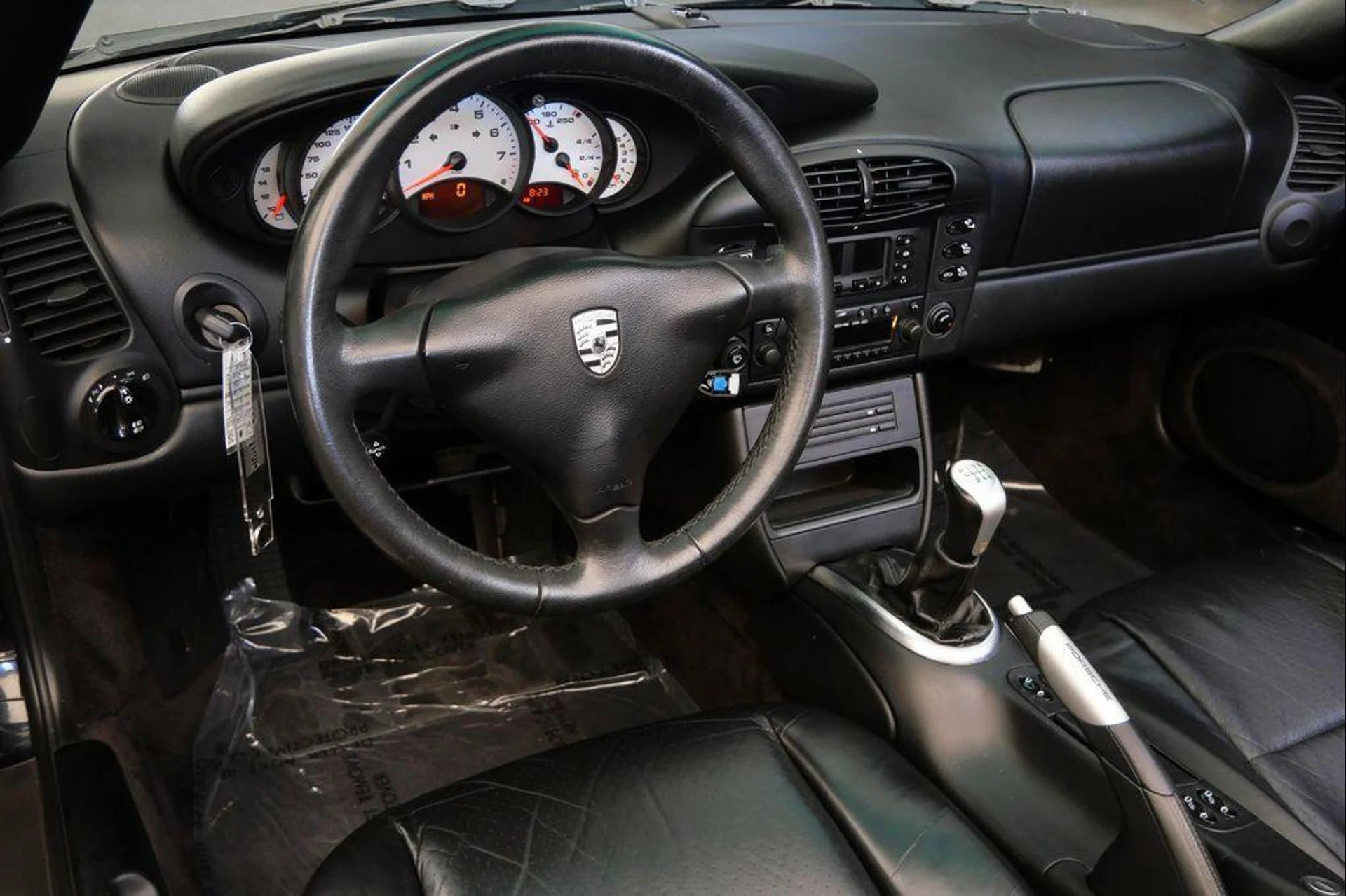 mph012_2287729597_1_G_Ef_B_Syvez_Q_Bu_tci_X9nf_Y_Eto_U_8995bd39b6