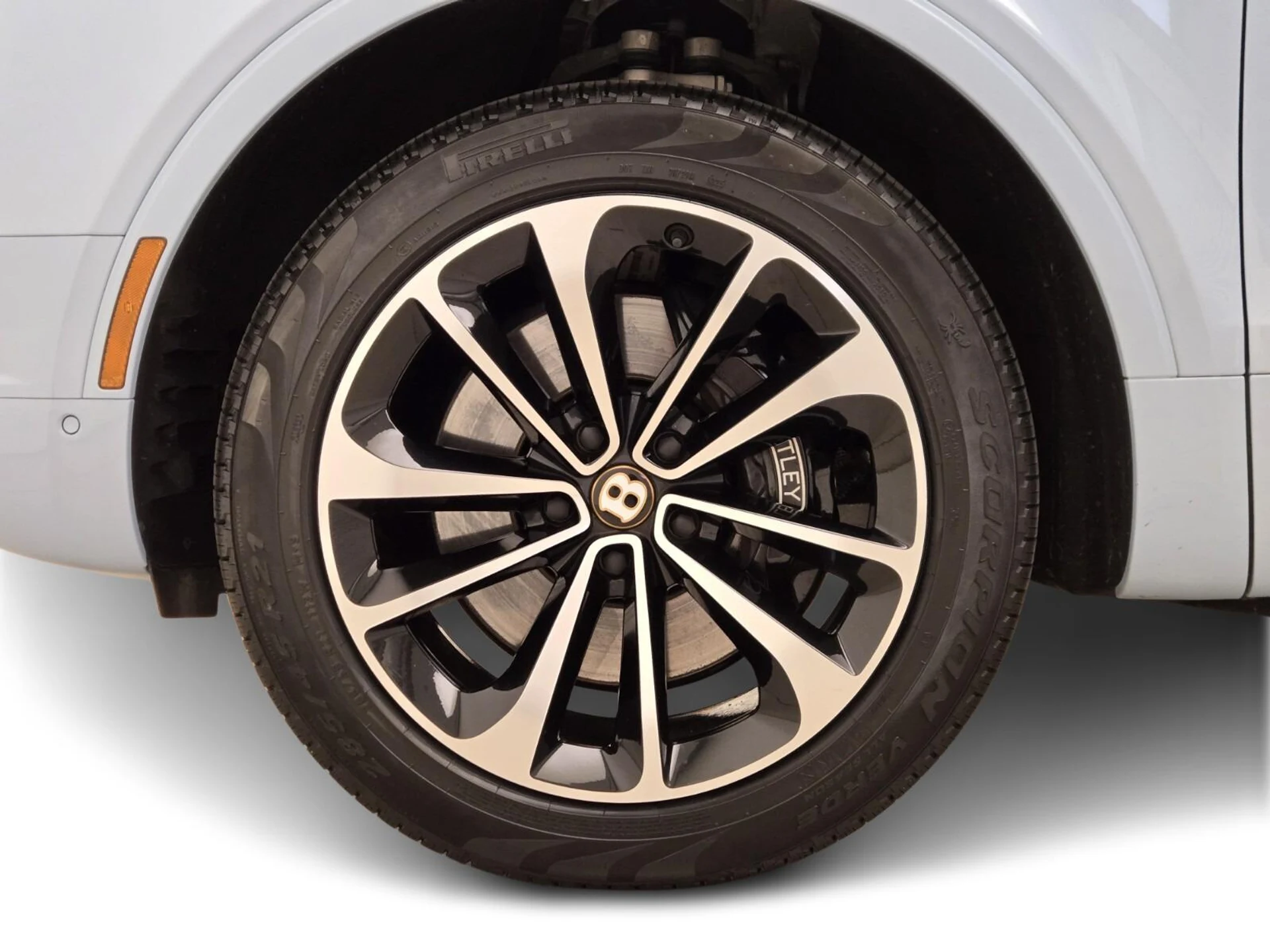 mph012_2290771601_Used_2020_Bentley_Bentayga_V8_1754377264_856890d8eb