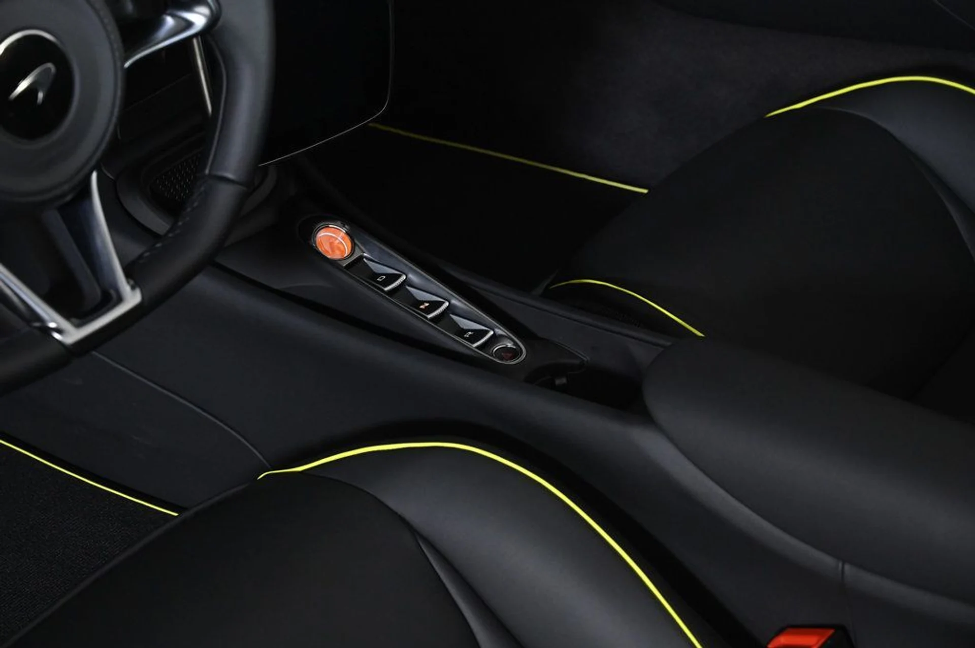 mph012_2293765953_new_2026_mclaren_artura_techluxspider_11350_22992420_13_1024_83a4596e7f