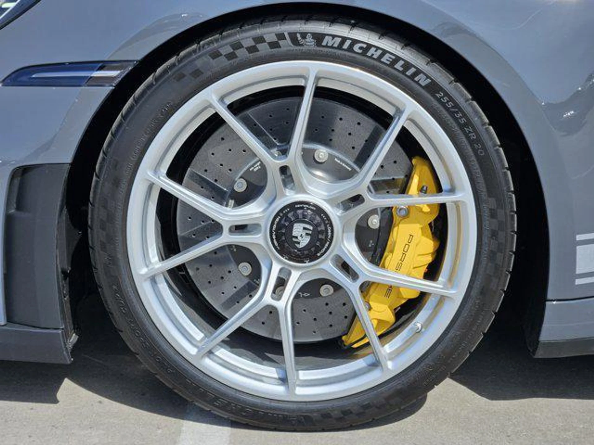 mph012_2296339499_y_O5_AMH_2_Tak_Lyi_FI_Hc_OW_9_EAV_3v_E8_3ed19753b7