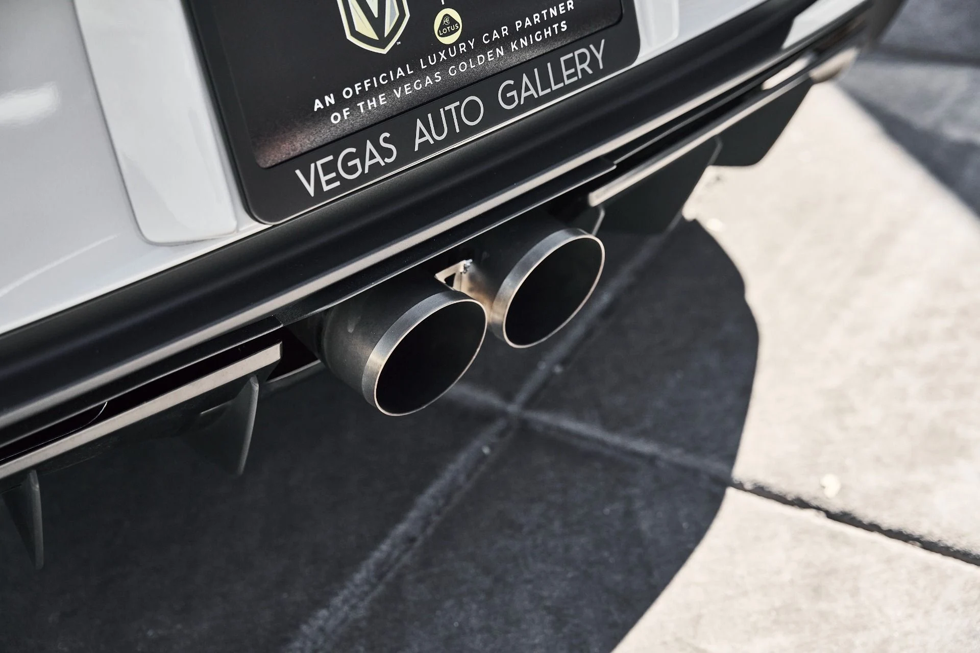 mph012_2298711940_Used_2024_Porsche_911_GT_3_1774056864_7b687f7800