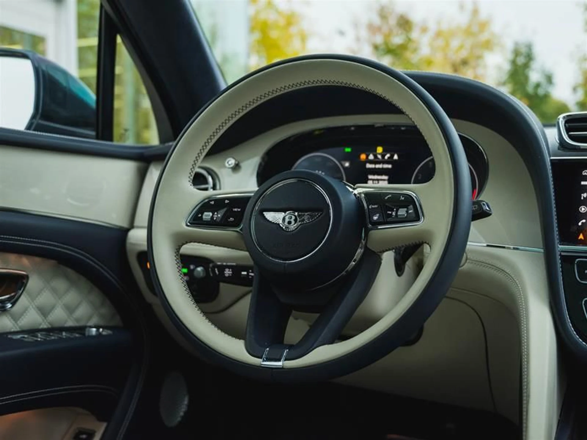 mph012_2300448877_llxhbxb0_29b46f93df