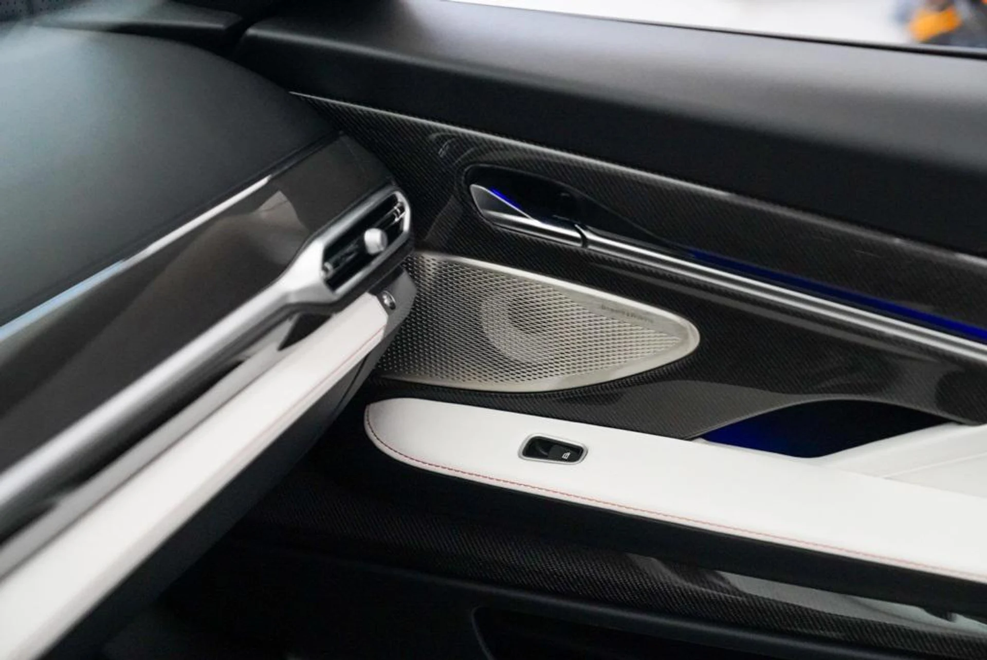 mph012_2302079807_Z_Vec_PA_Qa5_T6ke4b_Mqn_O_Tc40_DB_9_E_70efb8effc