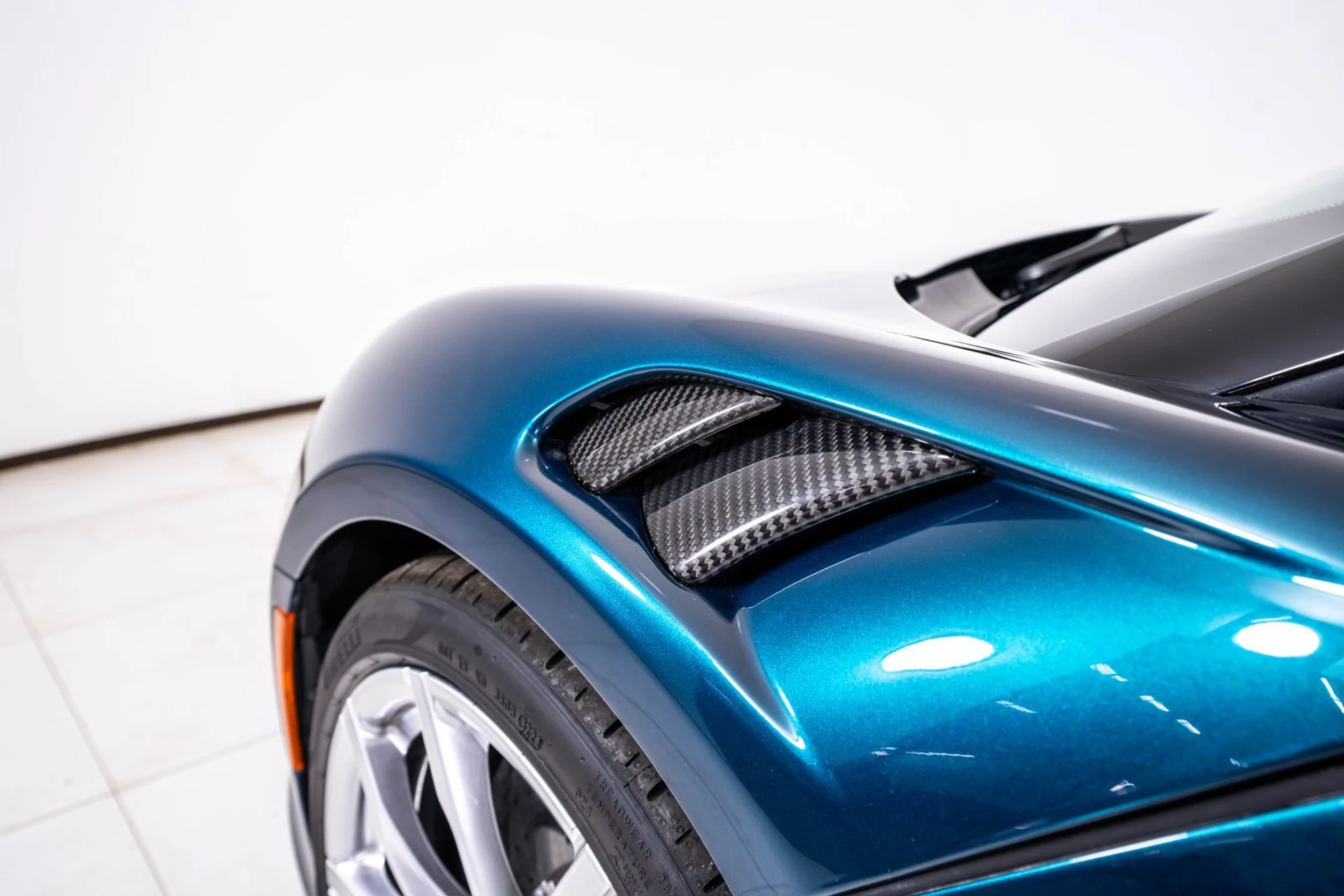 mph012_2303881605_e20a992ef324665d96605ff68fb89027x_8f08c8e96c