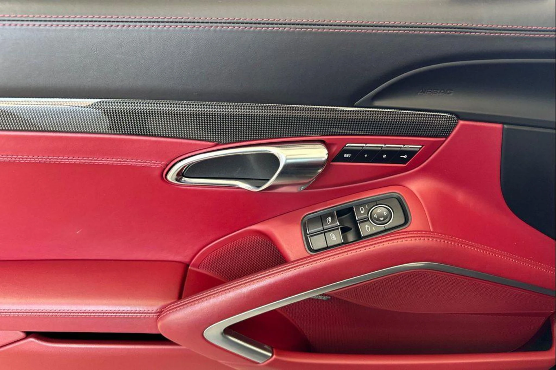 mph012_2311416121_4_Dv_Un2a_S_Cex6on2_P0_Quha7h_U_Gg_aa368e57c0