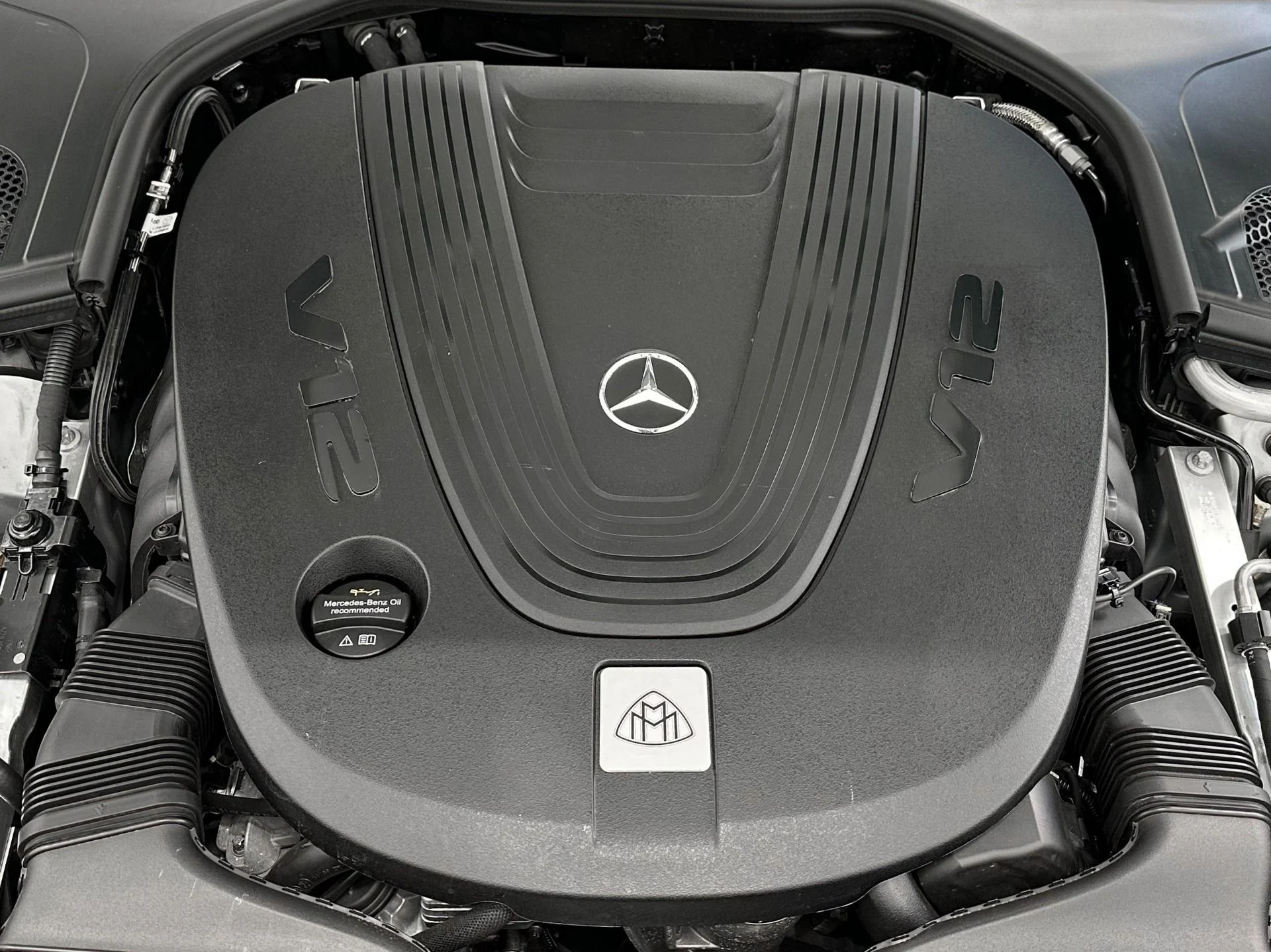 mph012_2329025507_Used_2024_Mercedes_Benz_Mercedes_Maybach_S_680_4_MATIC_AMG_V12_Factory_Two_Tone_Executive_Rear_Seats_1772055459_3e5991a443