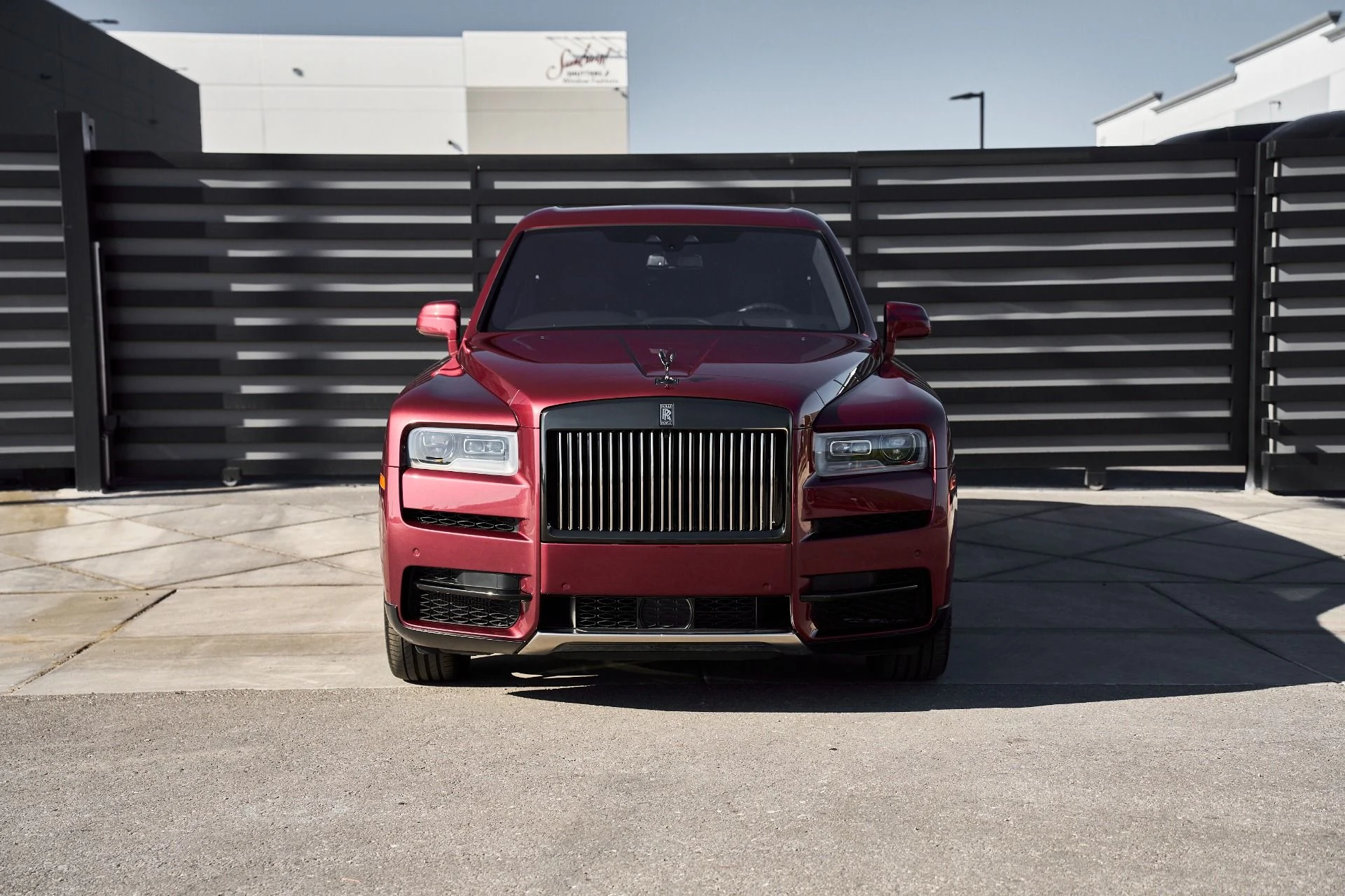 mph012_2330300748_Used_2022_Rolls_Royce_Cullinan_Black_Badge_1764038701_6d301bf332