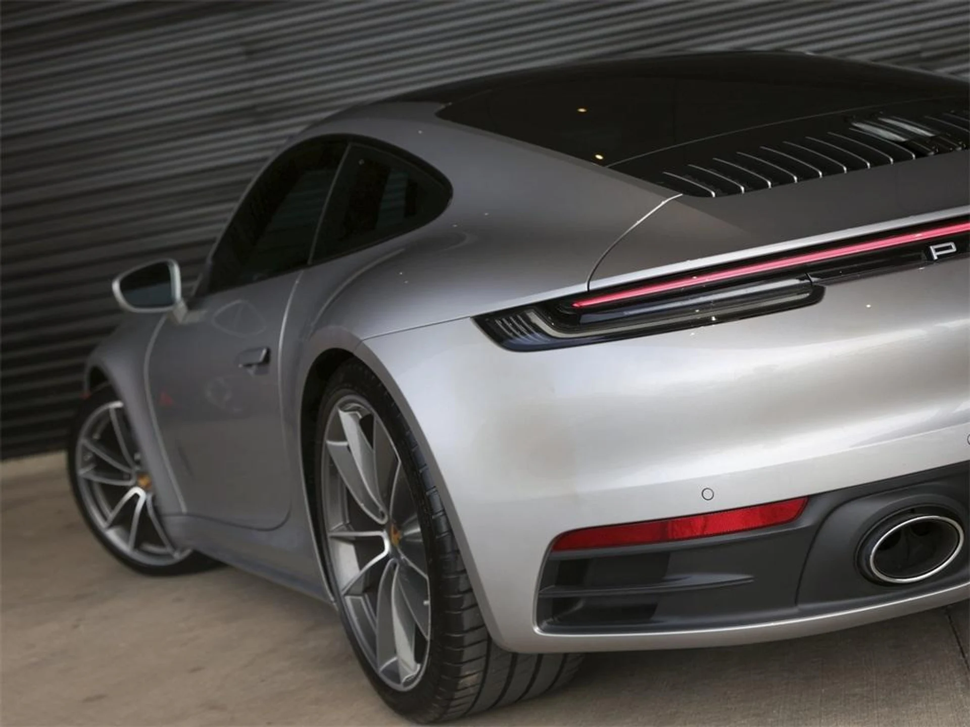 mph012_2340489367_P_Rw_Pij_Nsqh6d7_U_Nyr_B_Dl4_cg8b_I_ba9925ed7b