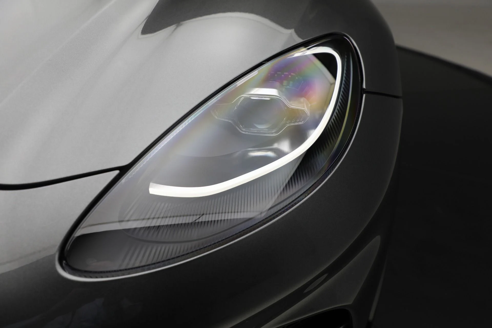 mph012_2341125181_New_2025_Aston_Martin_DBX_707_fd964adbcd