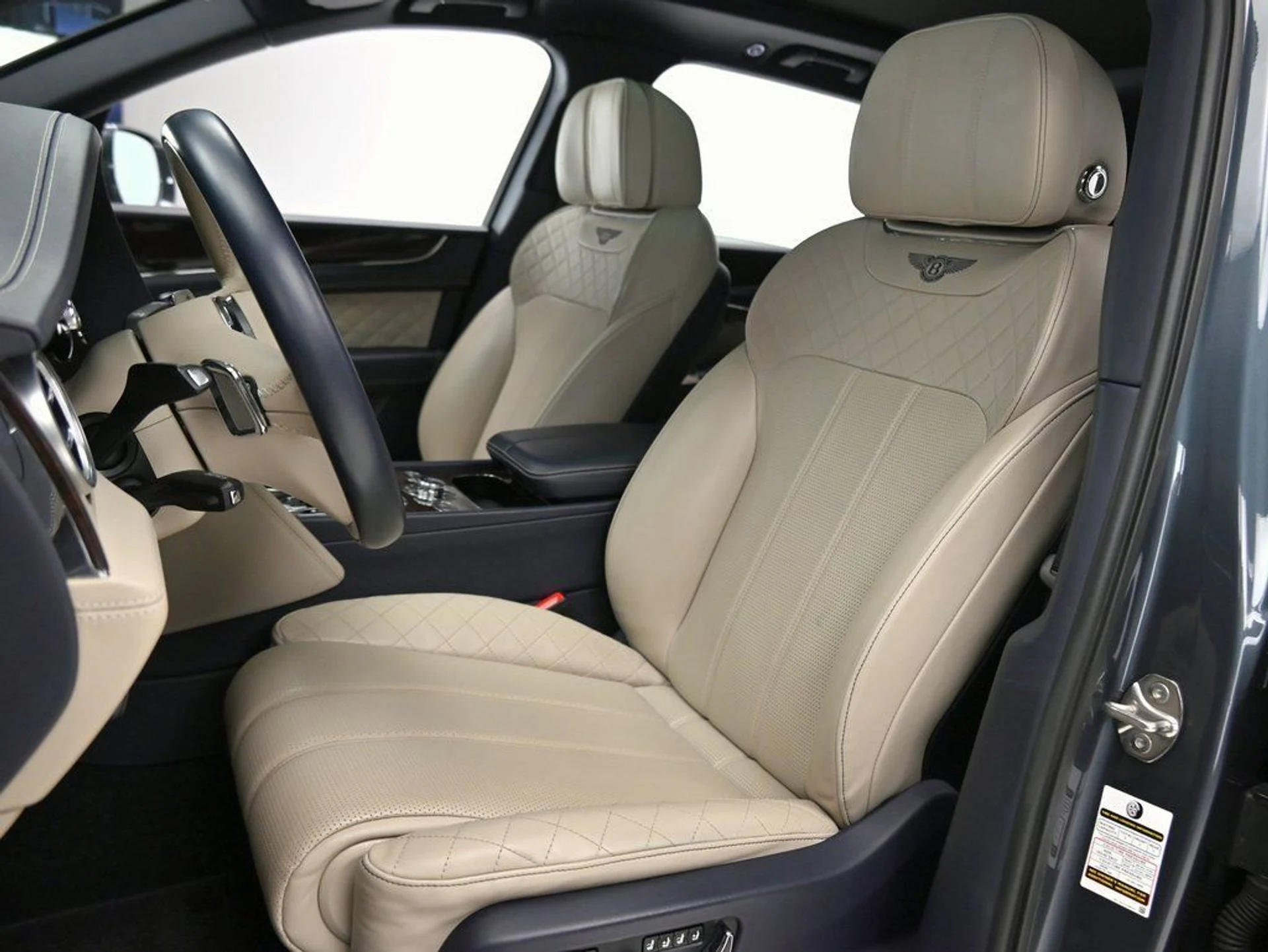 mph012_2343521165_8c0493e949b848829814495438f7e08f_8a6b364248