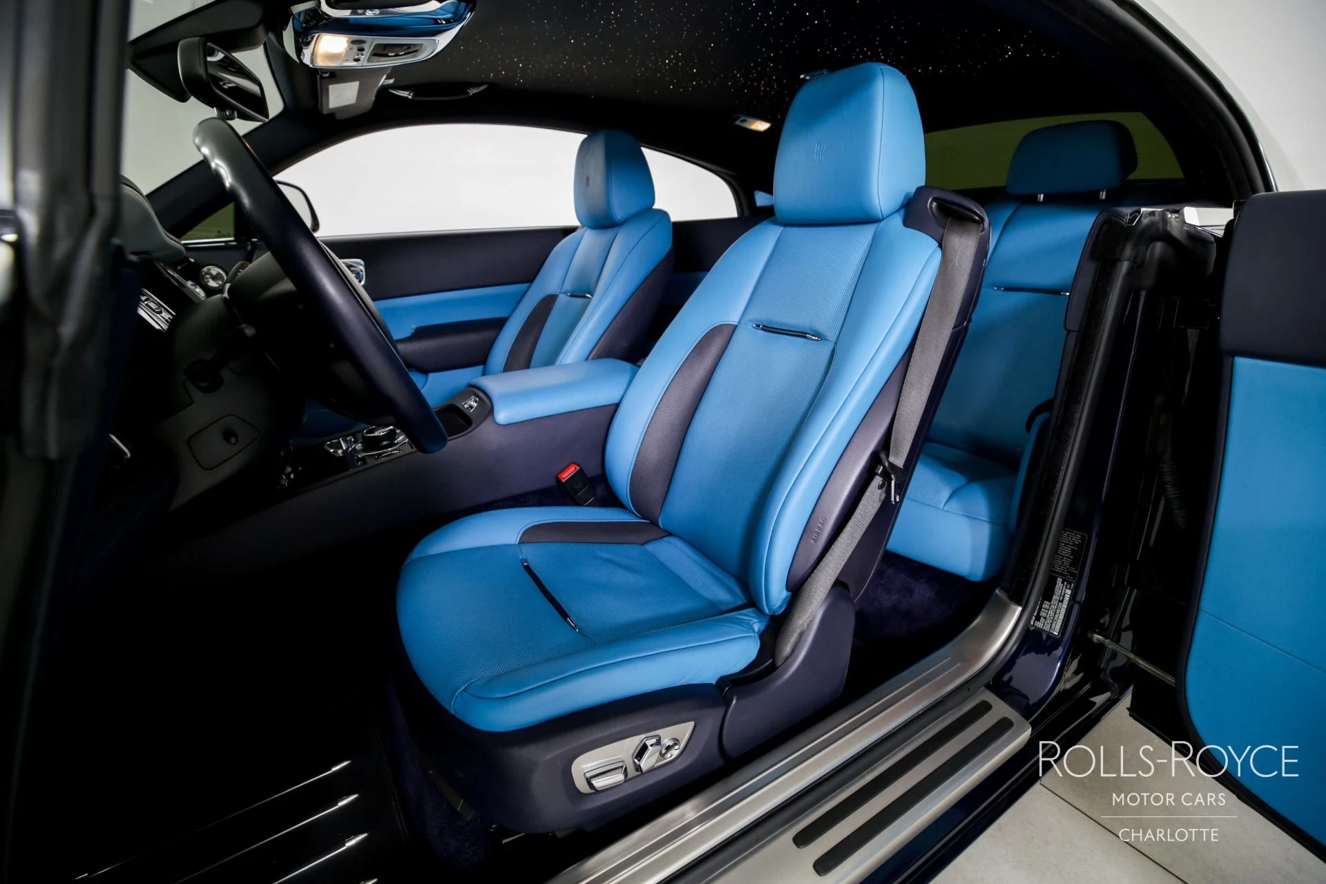 mph012_2344178408_Used_2019_Rolls_Royce_Wraith_1743453383_f5f54e8744