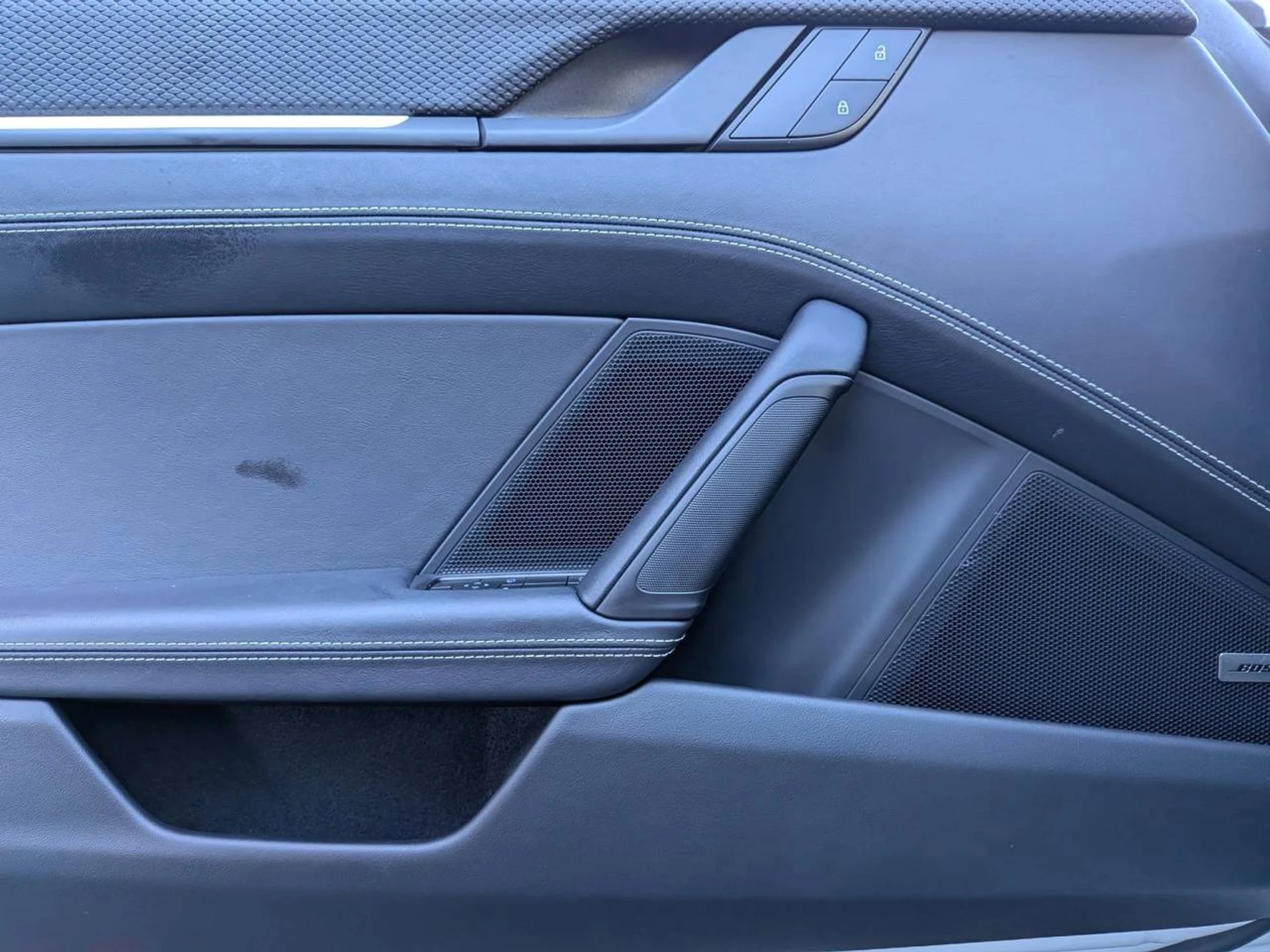 mph012_2345006697_86f14f501571ac4f84d124b68f9d3c6d_9093300be7