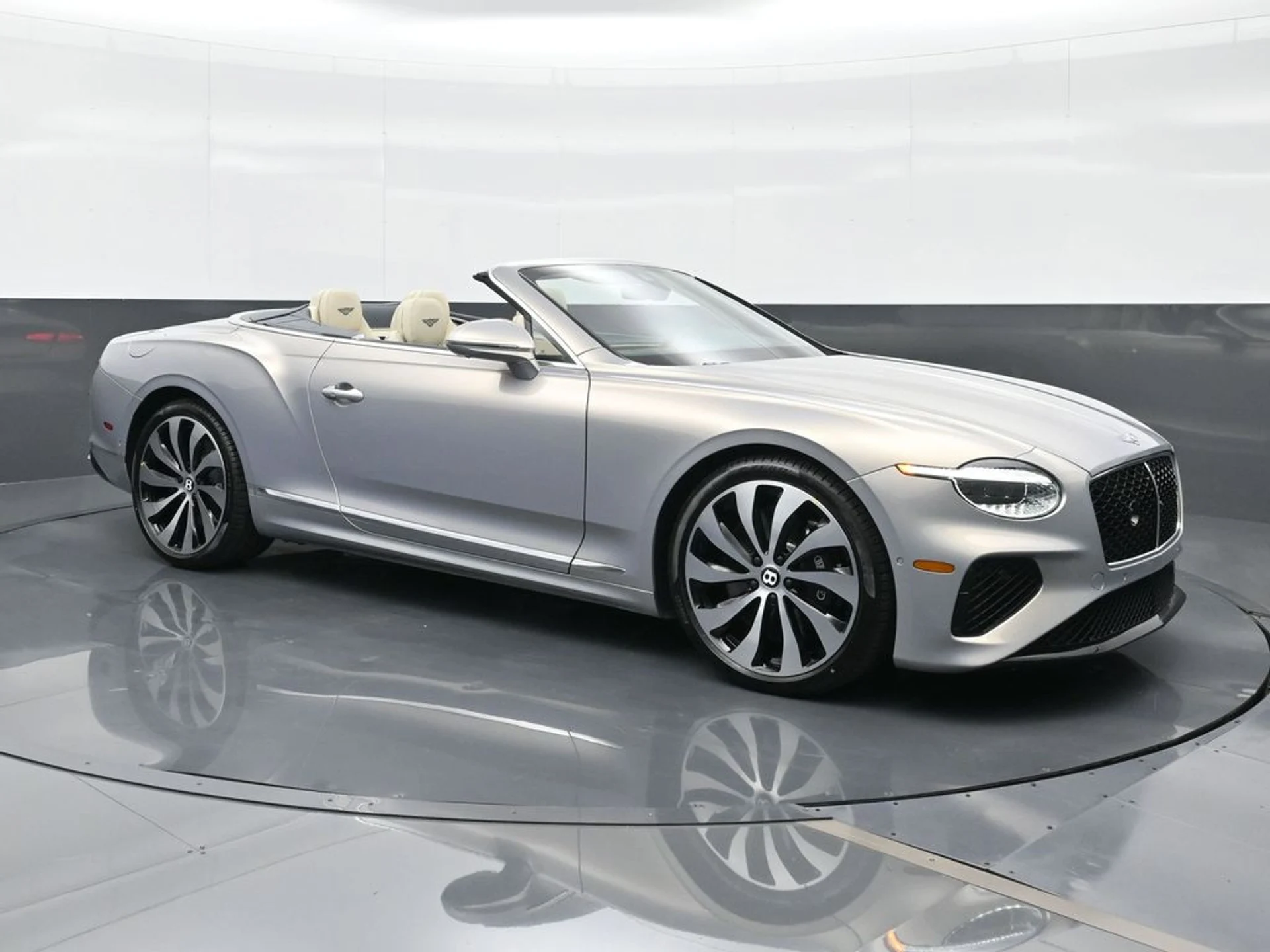 mph012_2356336831_a98edef5f9fb043b47b9787668bdded9x_56c10721e9