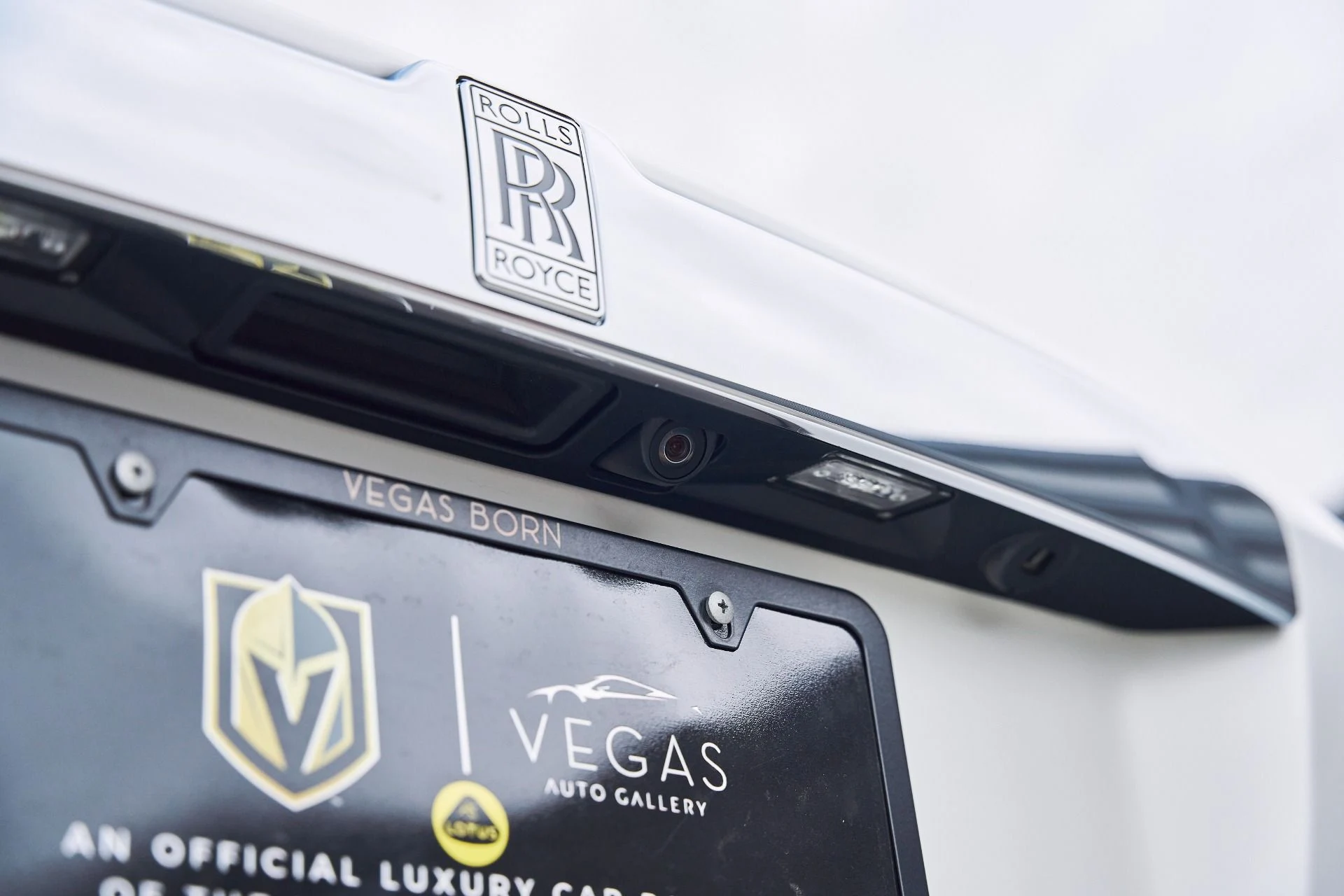 mph012_2361708354_Used_2019_Rolls_Royce_Ghost_Base_1767224249_8f4fcfa6f4