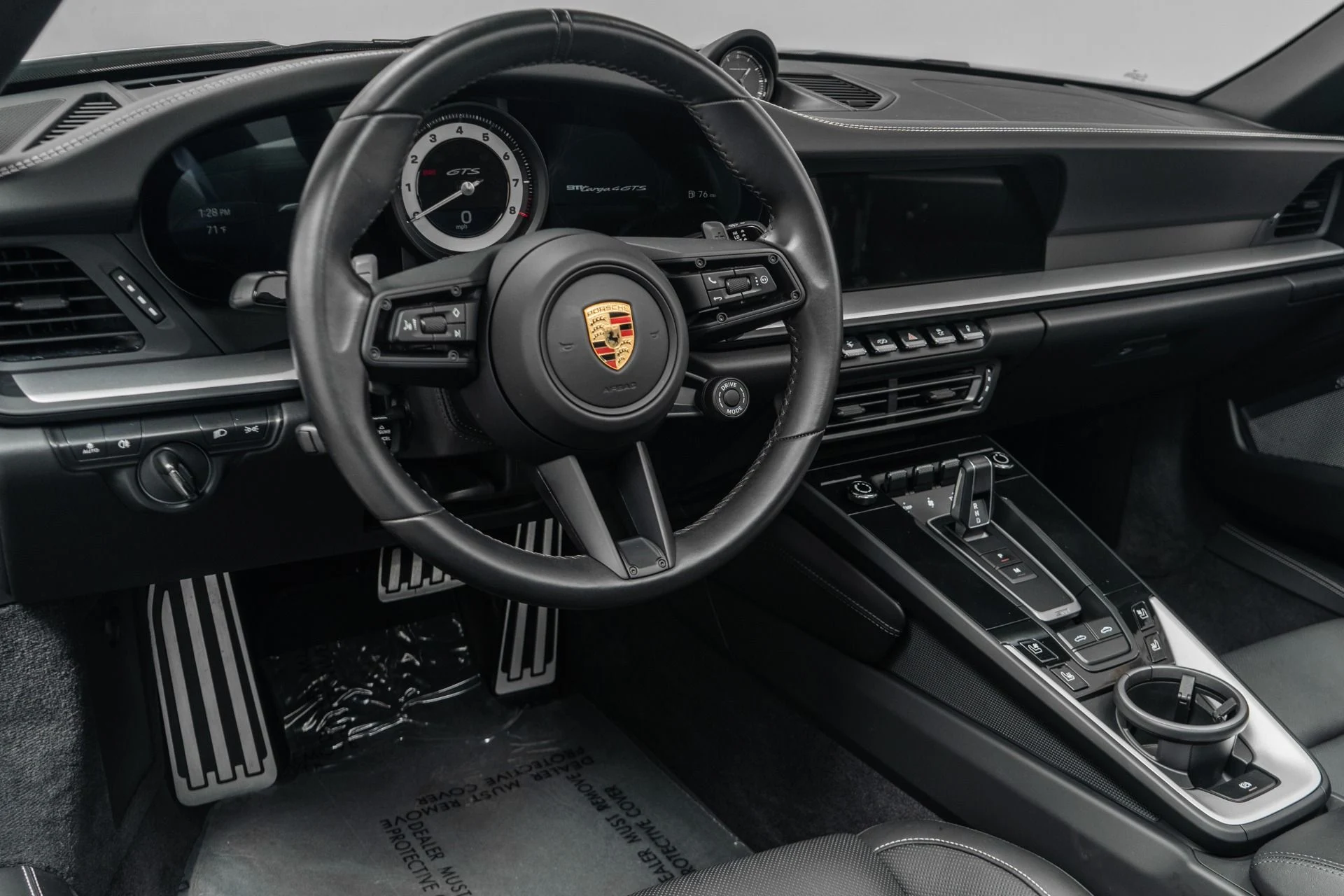 mph012_2364840400_Used_2022_Porsche_911_Targa_4_GTS_1781103510_f67ab7d834