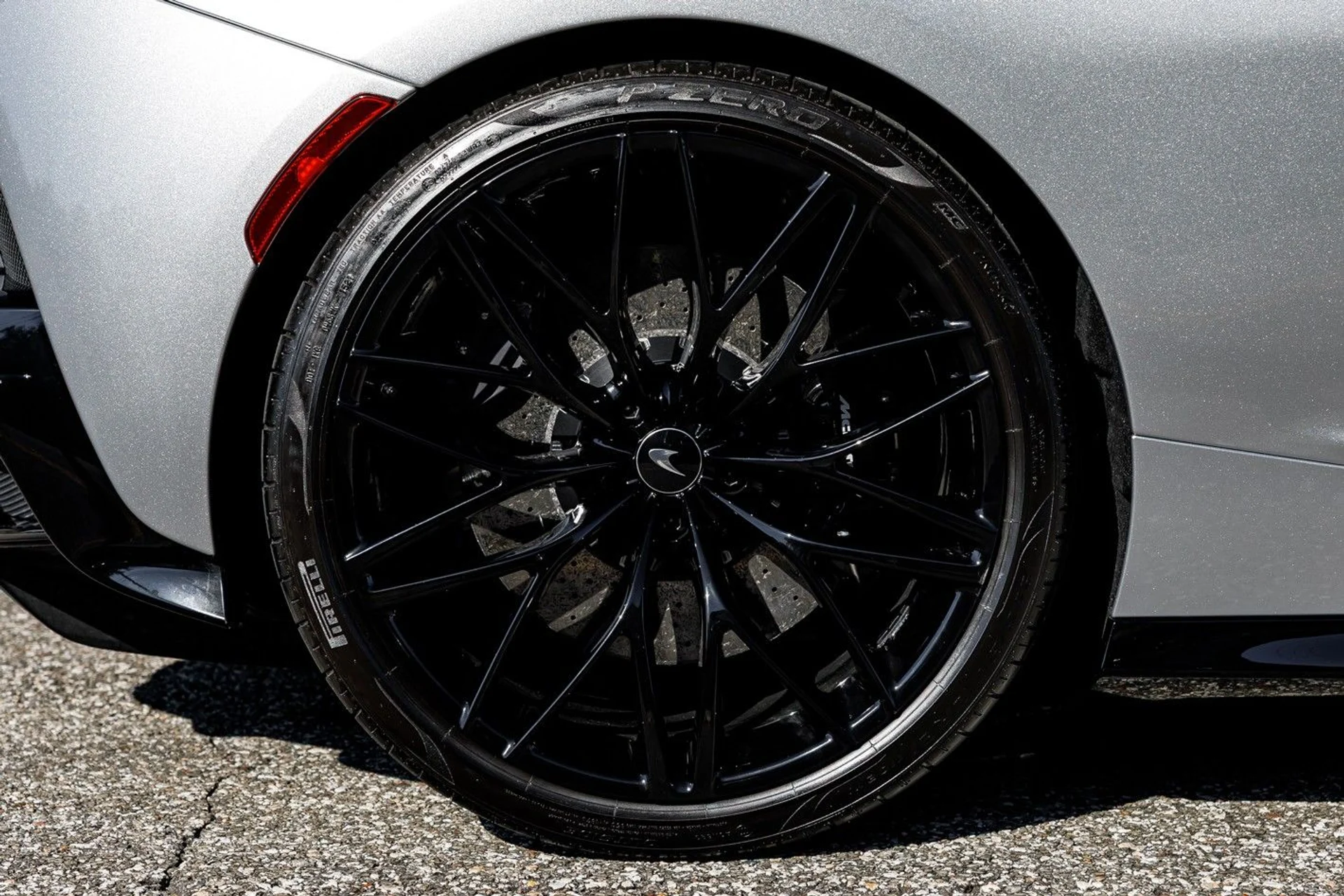 mph012_2368827032_137_p13_l_b51980882a