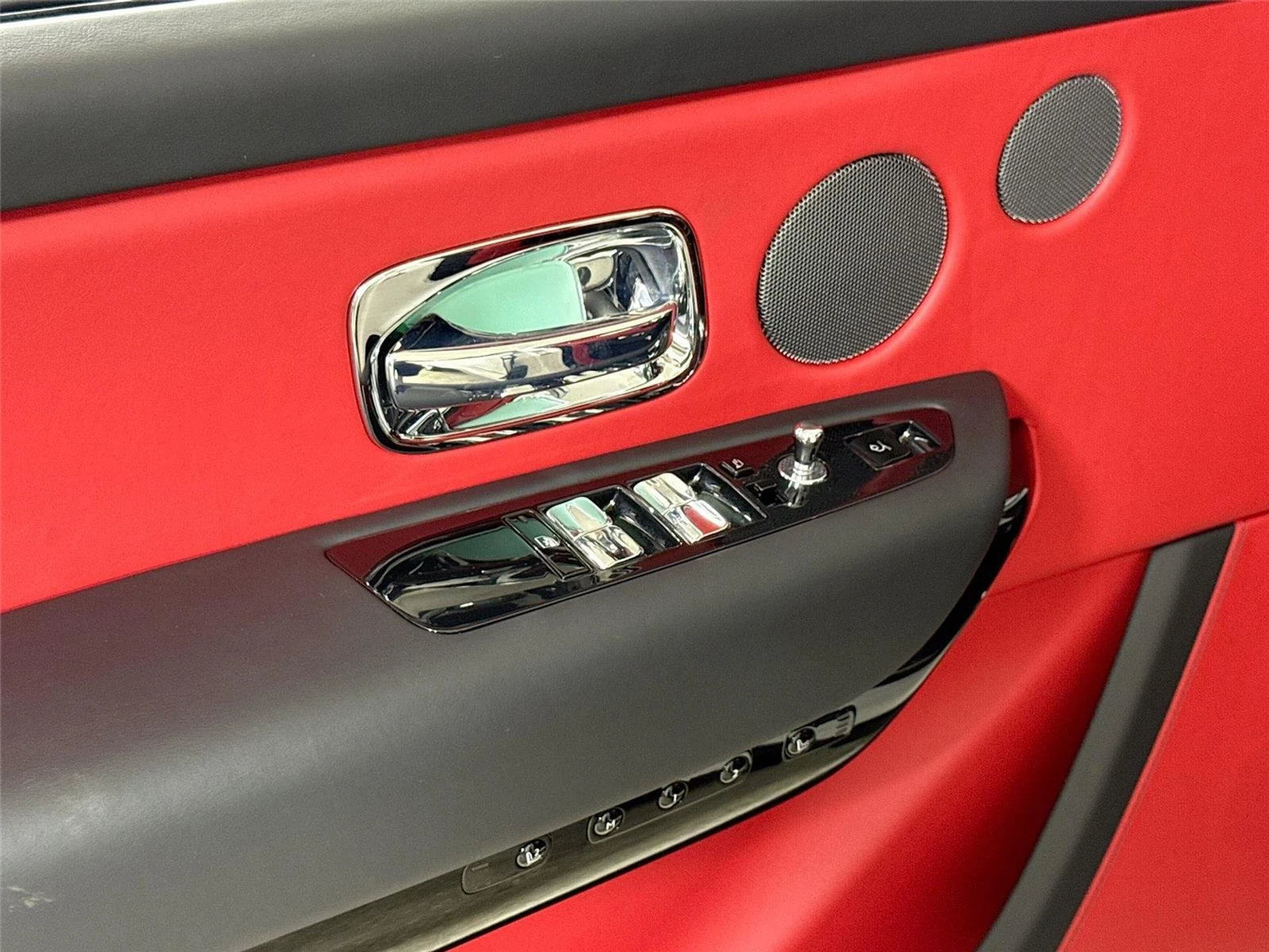 mph012_2378861504_e35643ca0e8a76aeddaaefb03e102691_4bcfc173e3