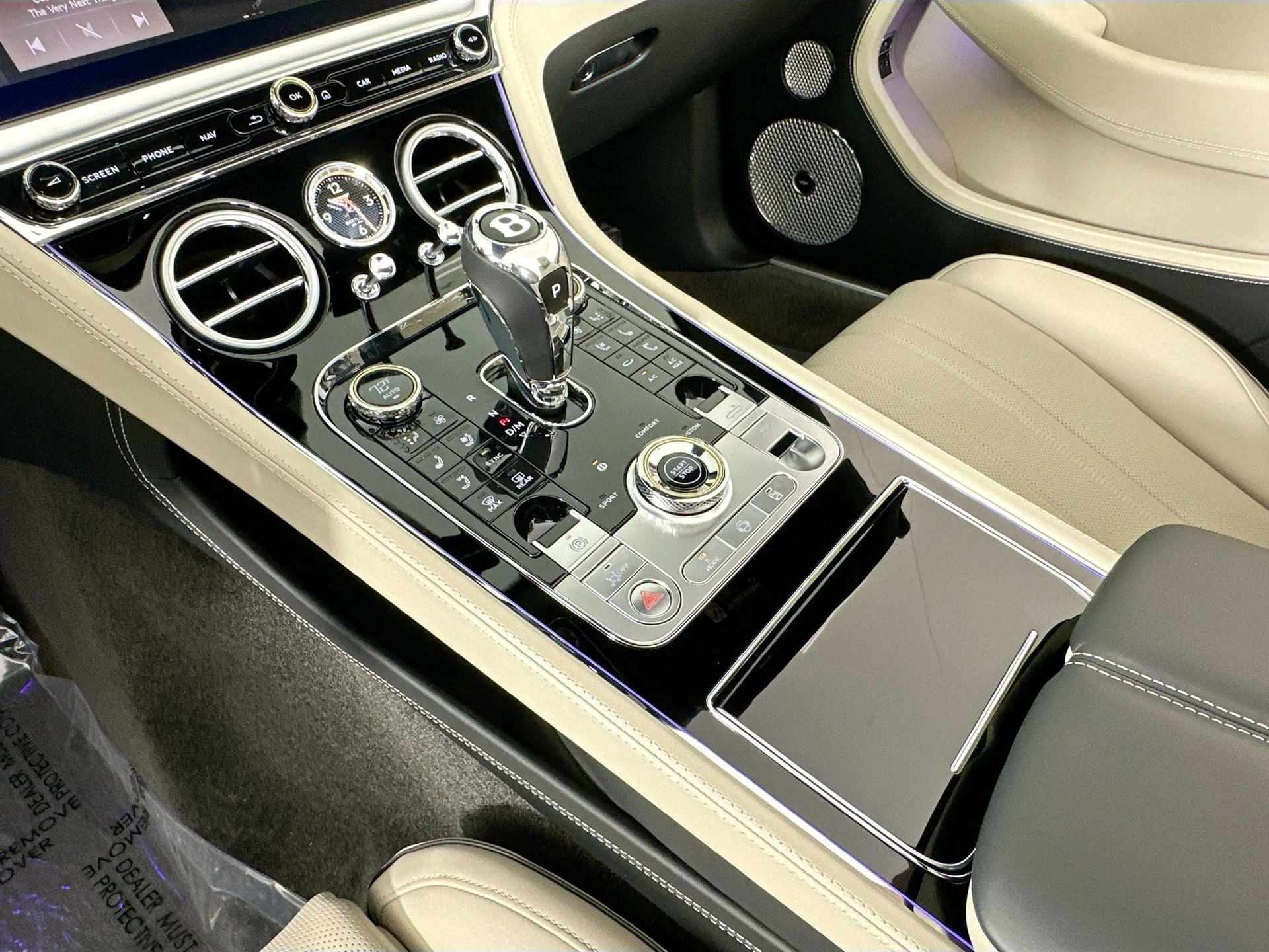 mph012_2385277346_13_5c8b5c3547