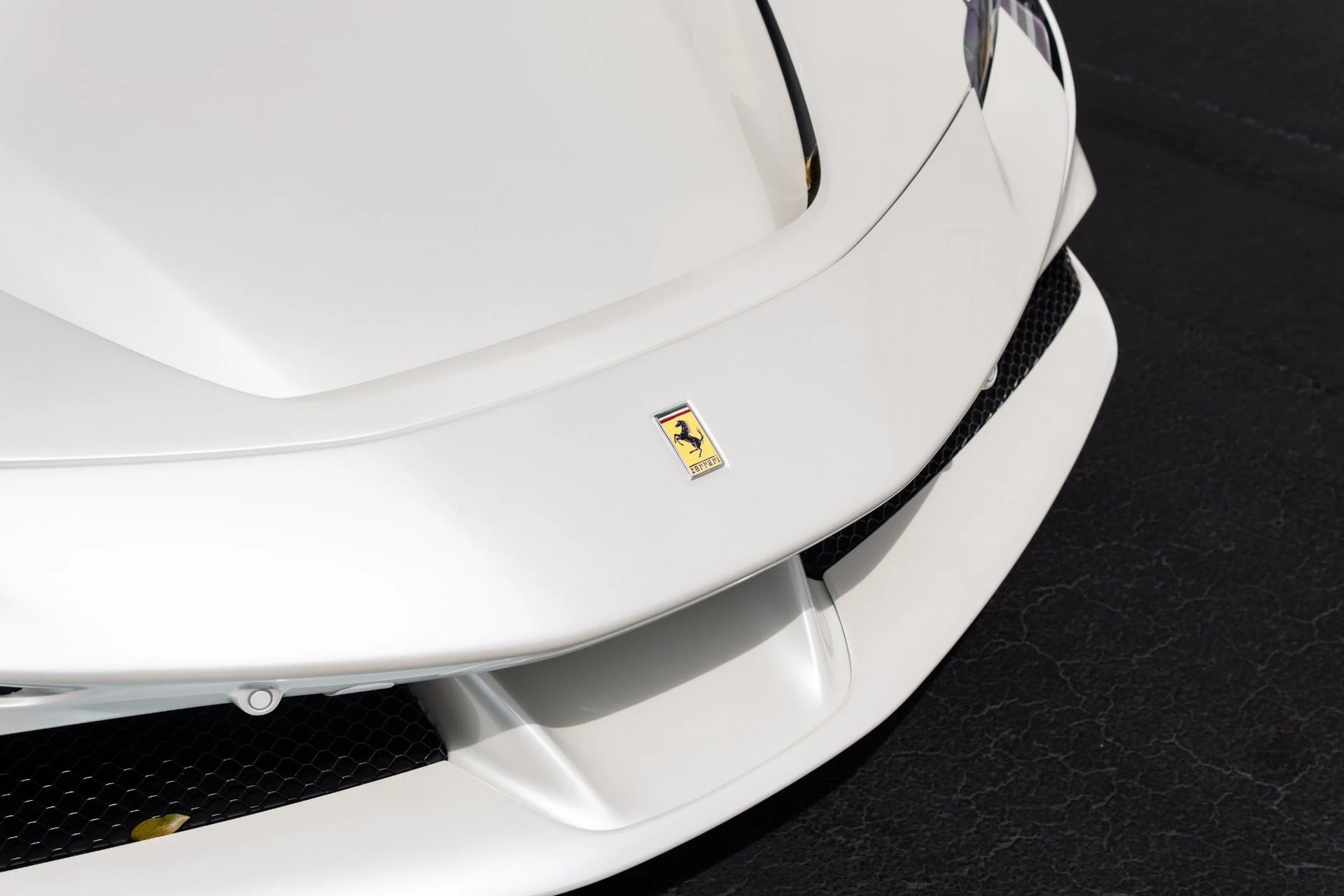 mph012_2387527138_Used_2024_Ferrari_SF_90_Spider_1774069199_d9bab0b8f3