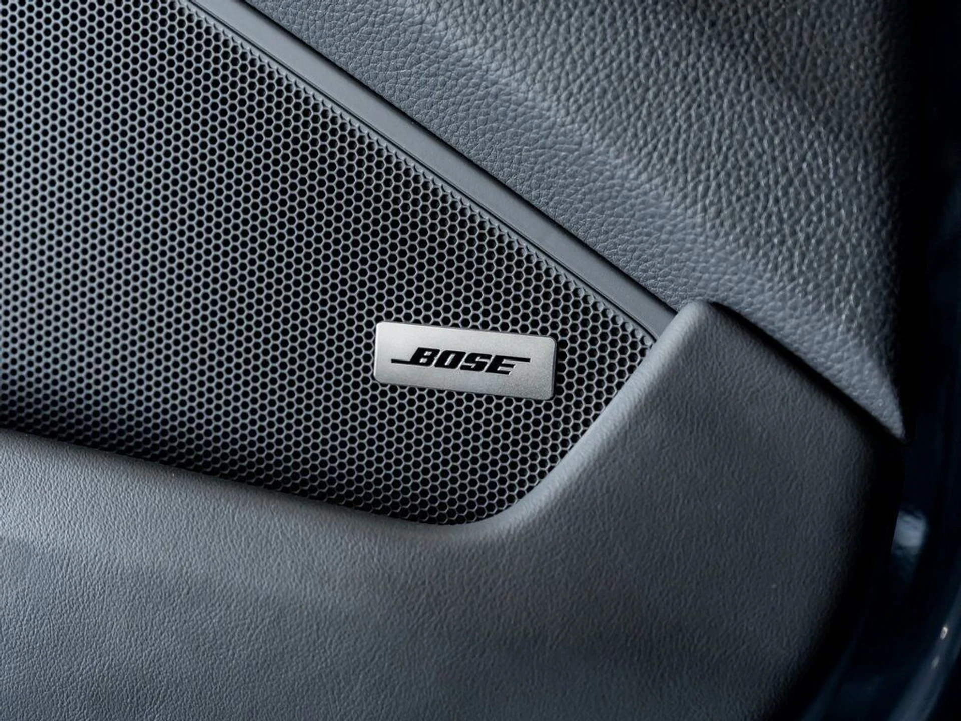 mph012_2388070254_d909ad712a2611f1dfbd9d0eaf290fda_b45f41ffca